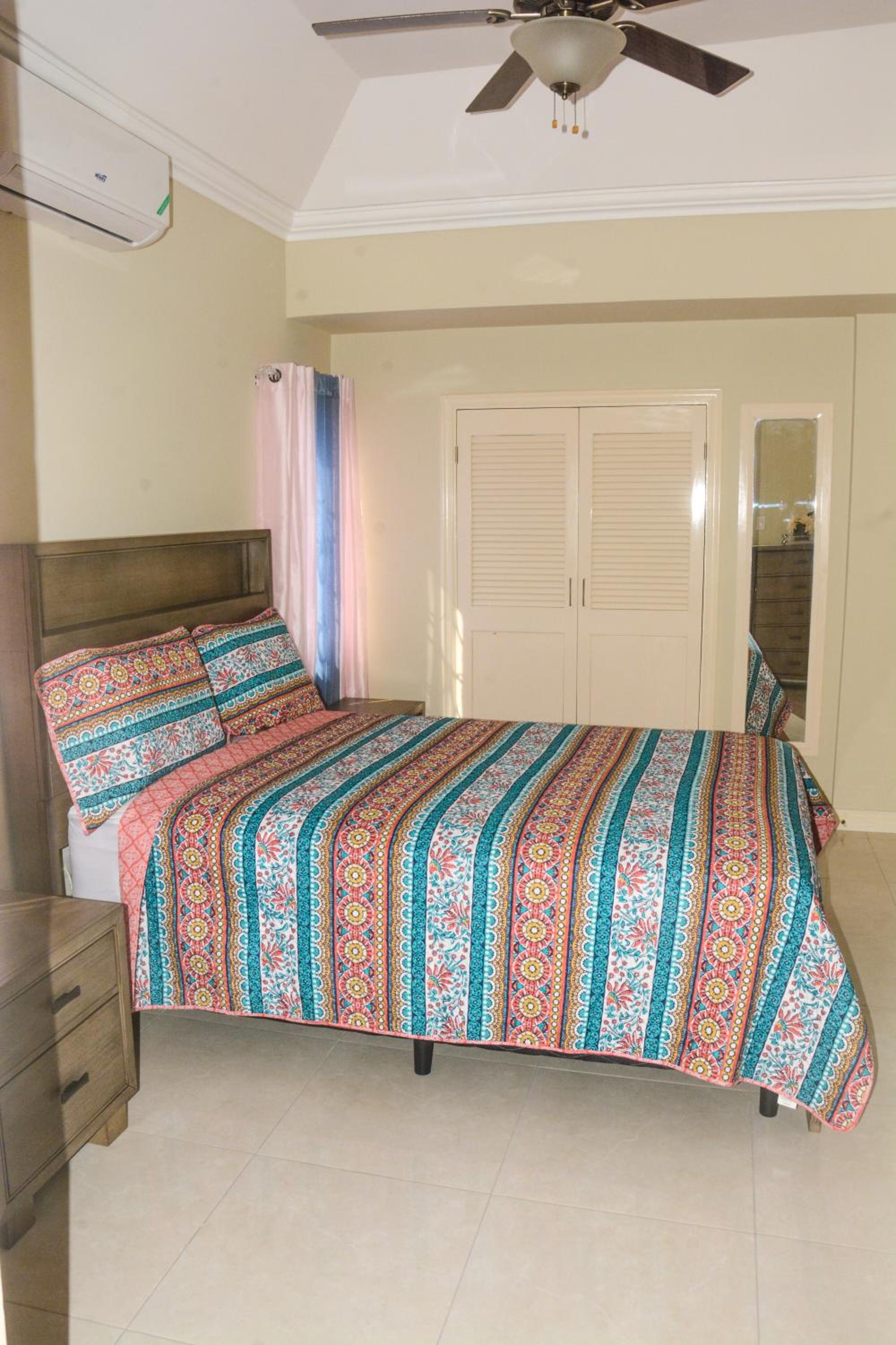 Two-Bedroom House photo 1