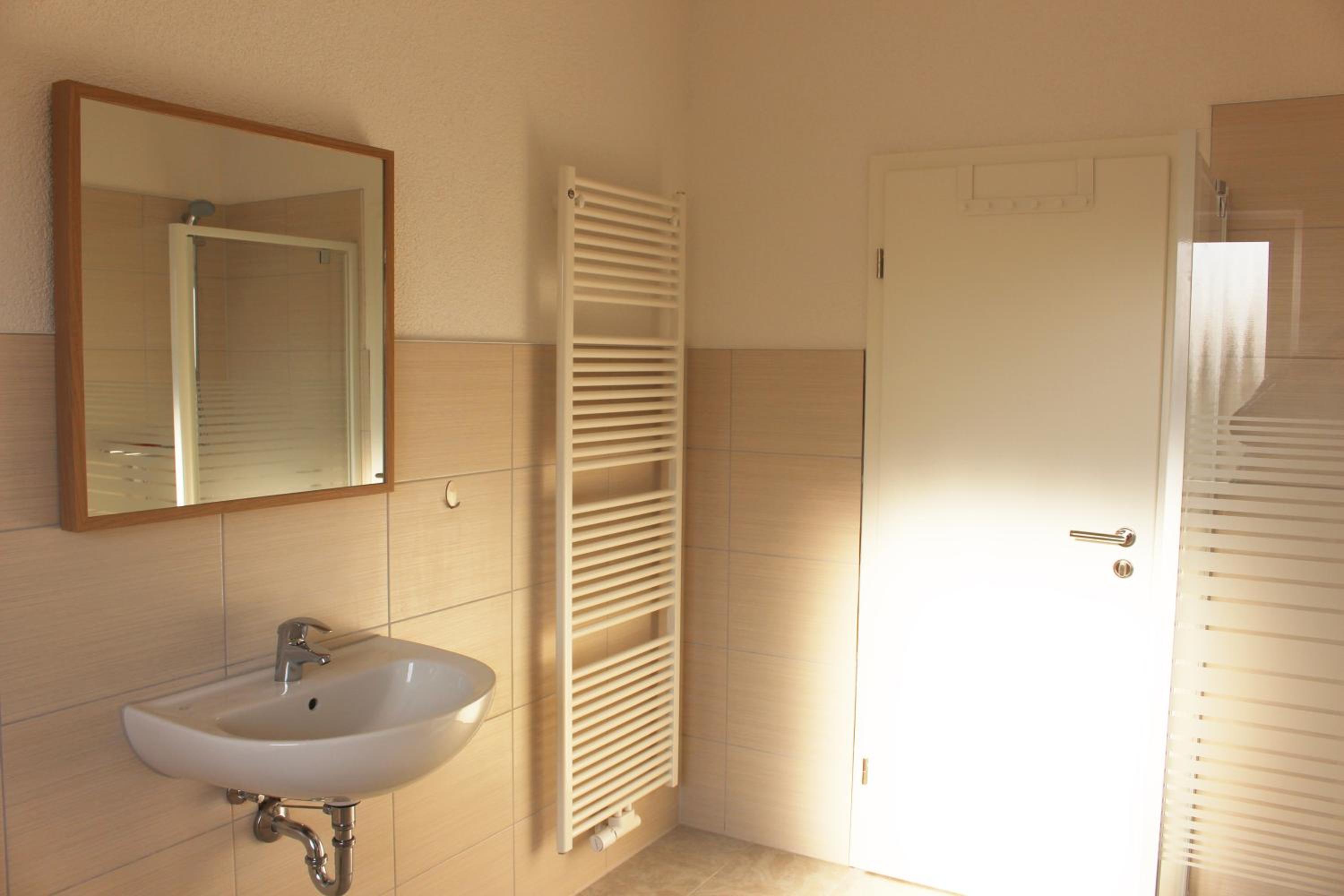 Double Room with Shared Bathroom photo 3
