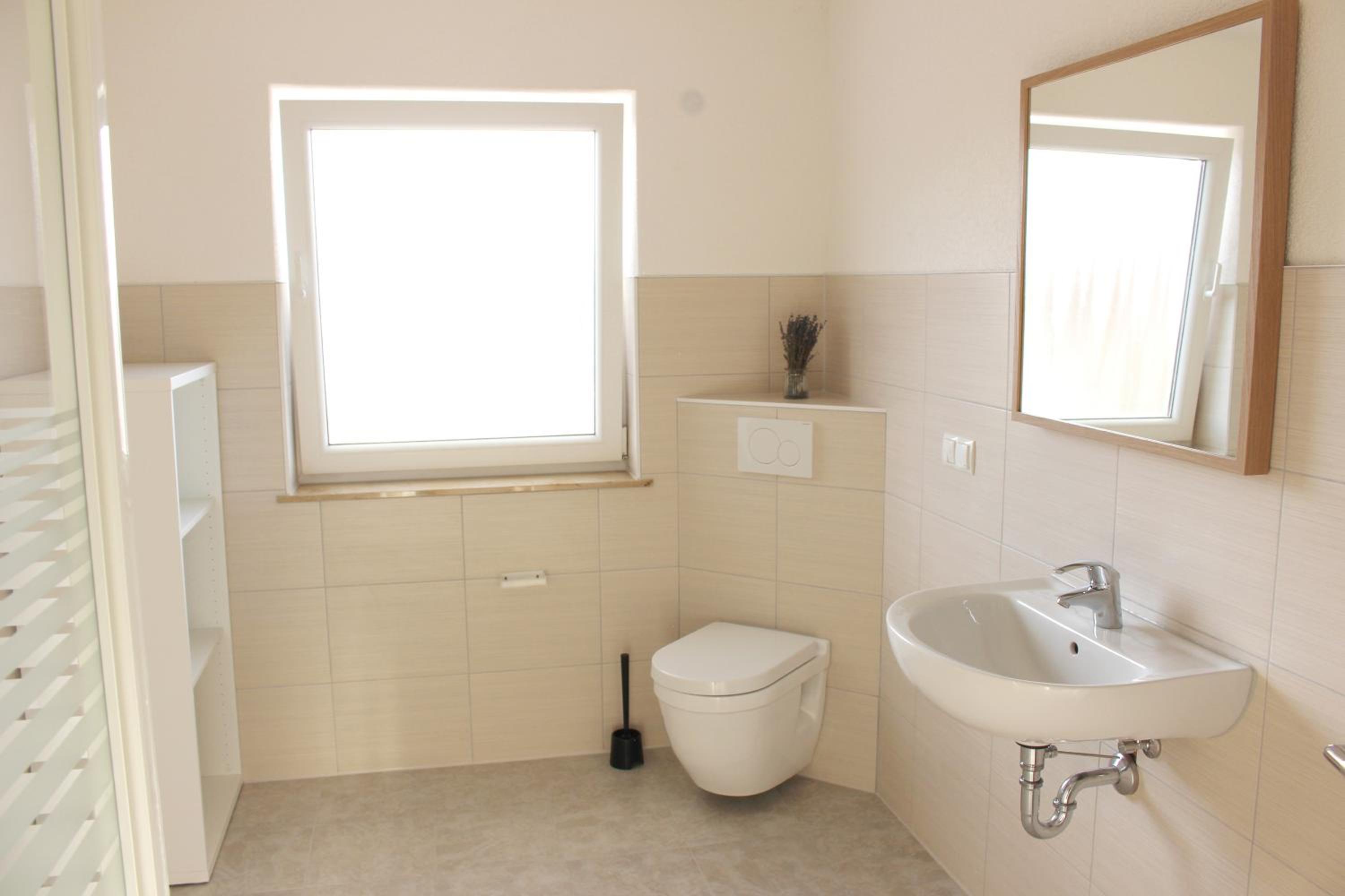 Single Room with Shared Bathroom photo 2
