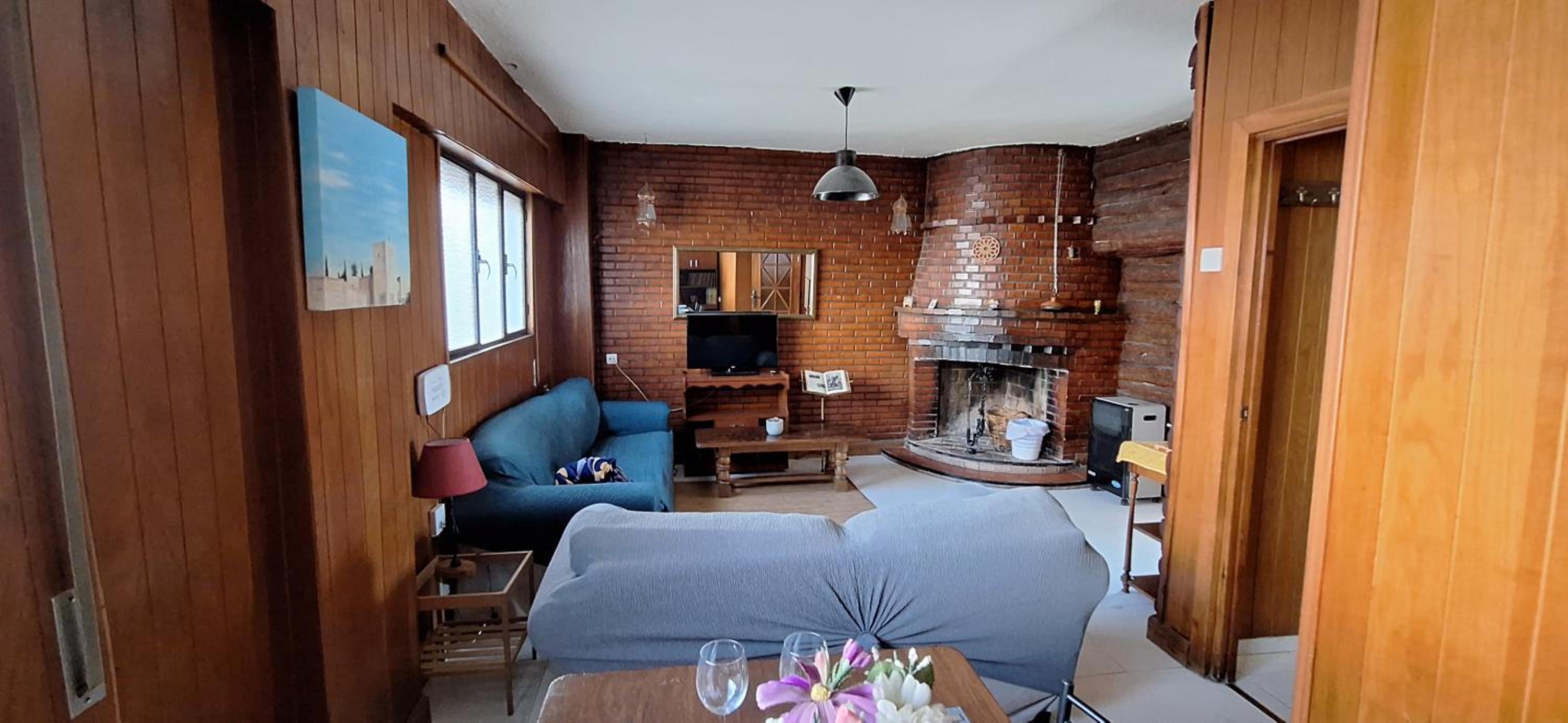 Casa de cuatro habitaciones