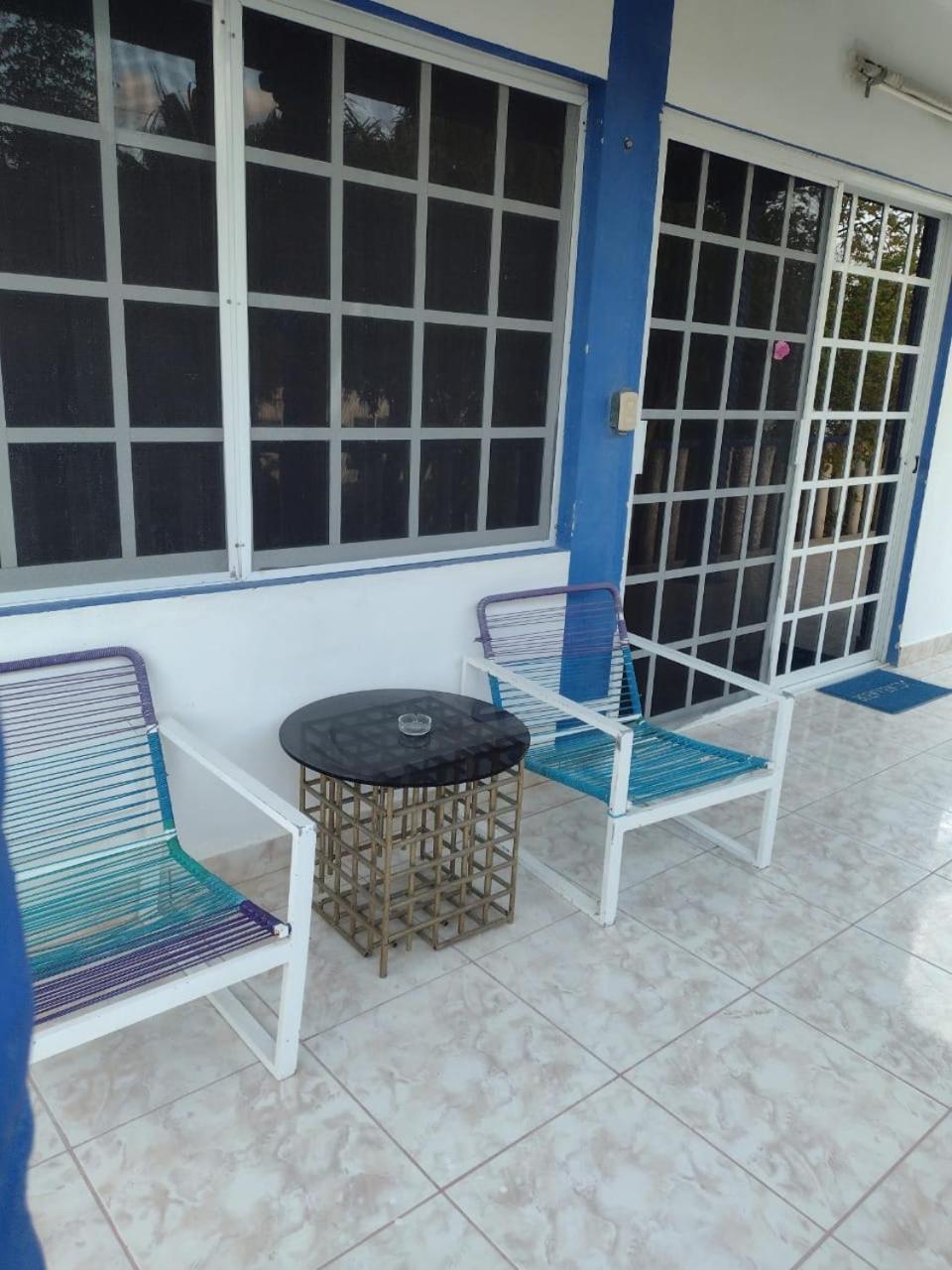 Triple Room with Balcony - Photo 15
