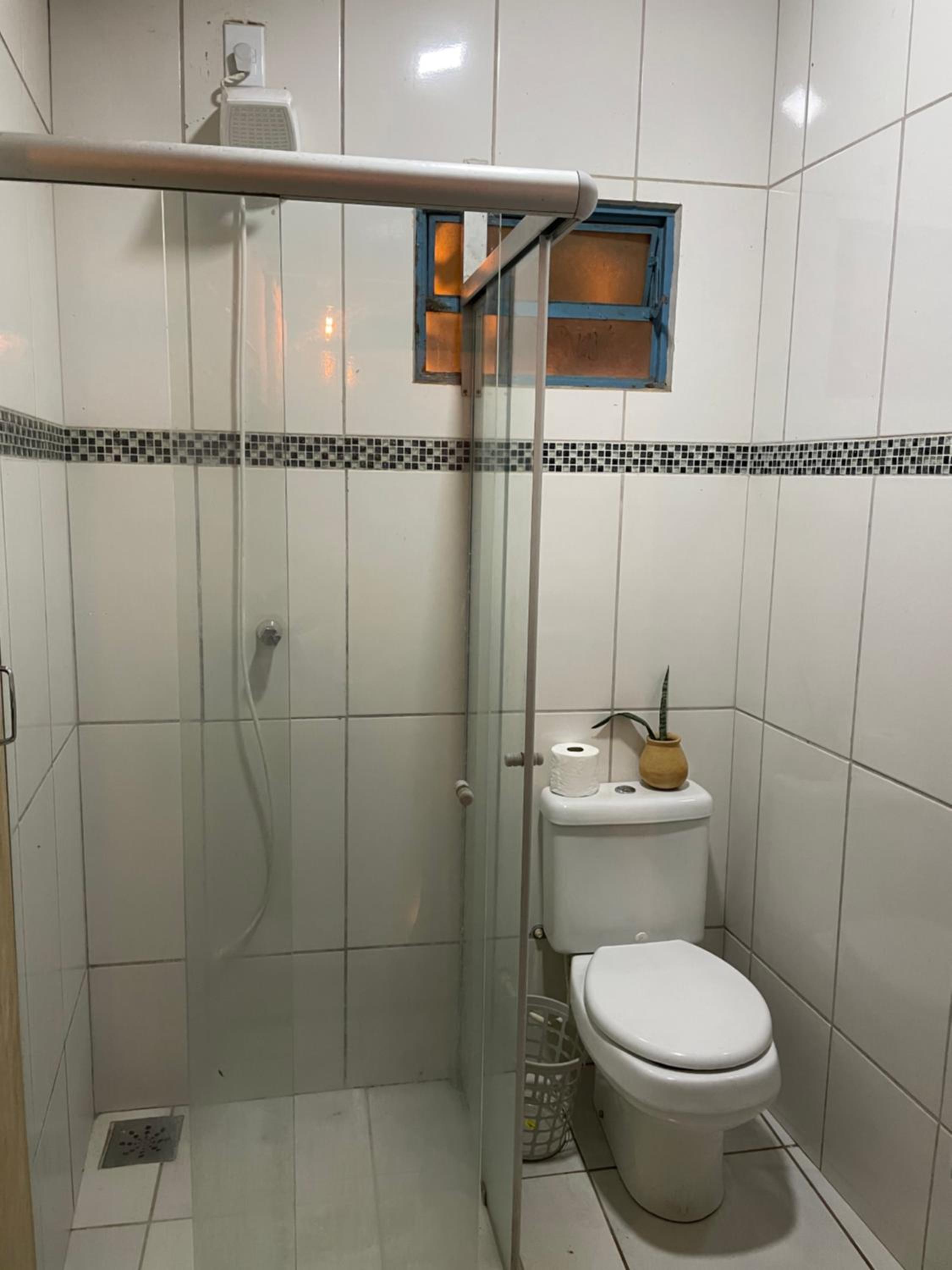 Single Room with Private Bathroom photo 2
