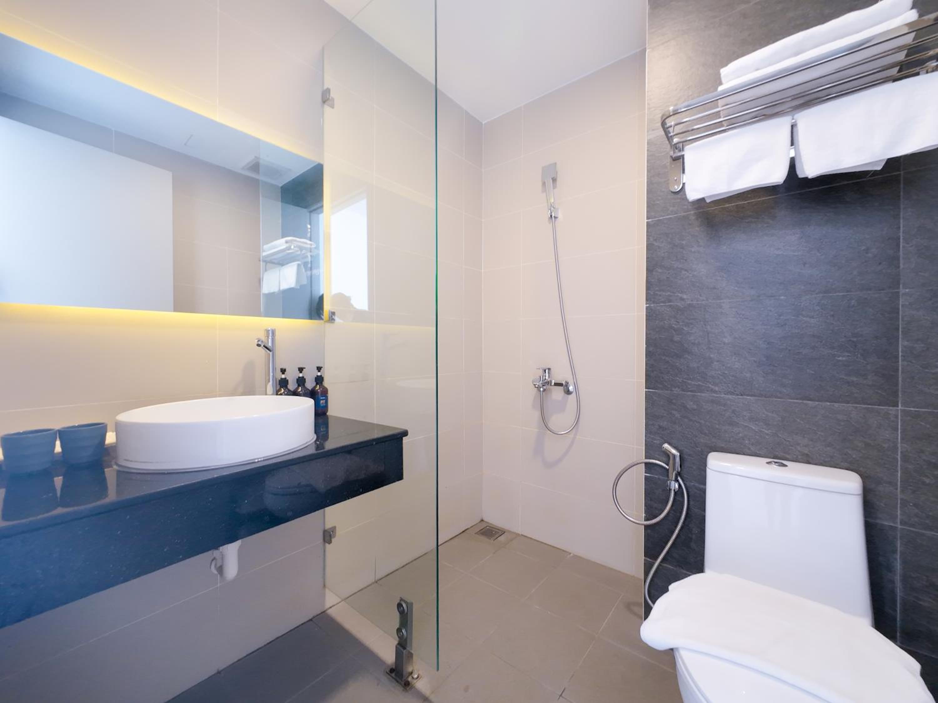 Deluxe Double Room - Photo 10