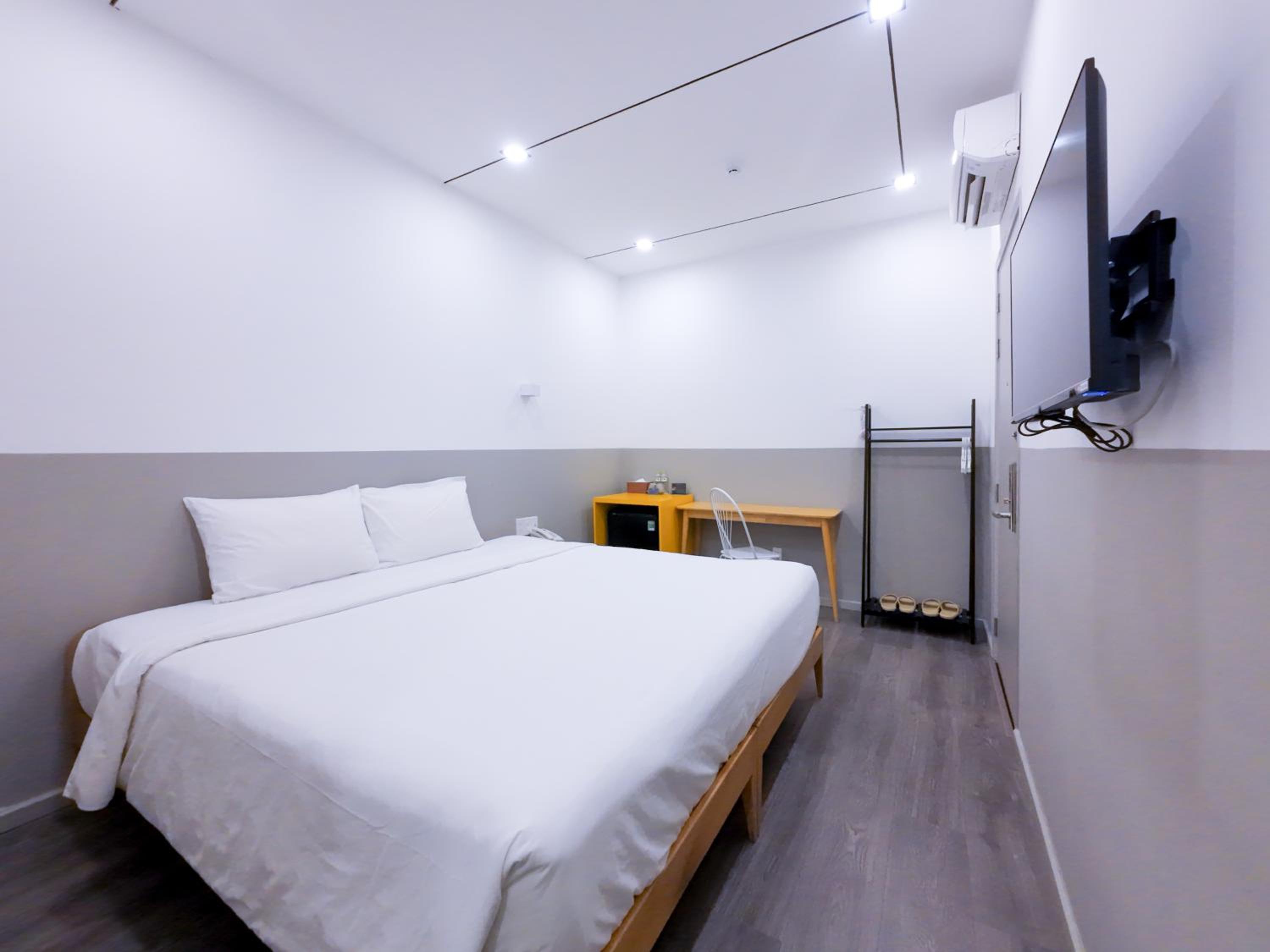 Economy Double Room - Photo 1
