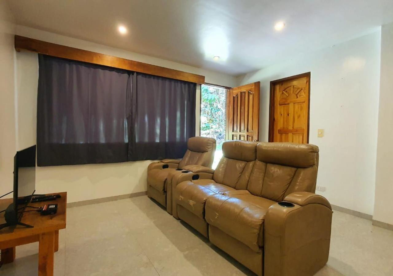 Bungalow With Garden View photo 1