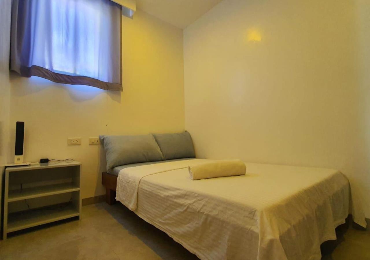 Three-Bedroom Villa - Photo 1