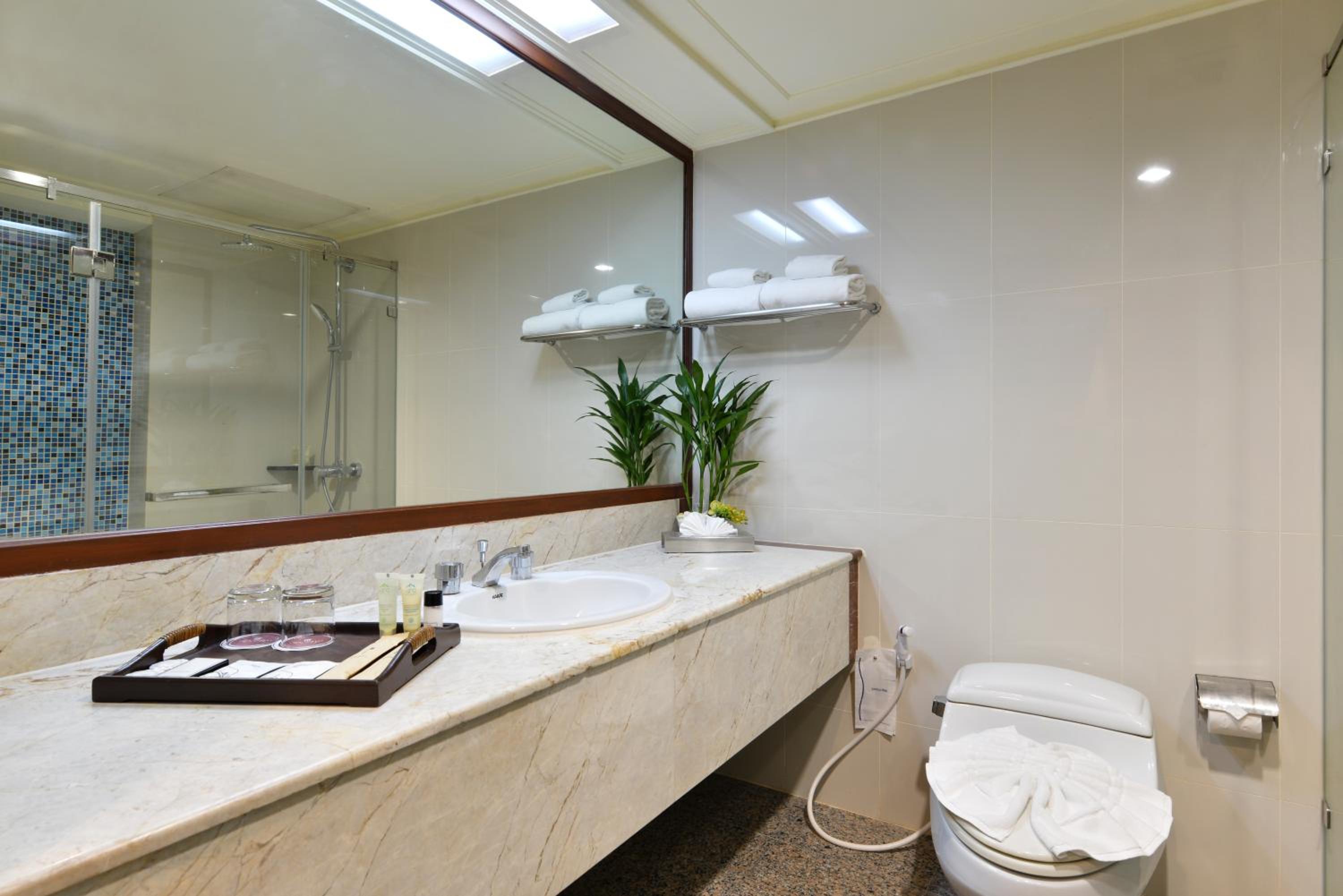 Executive Double or Twin Room thumbnail 5