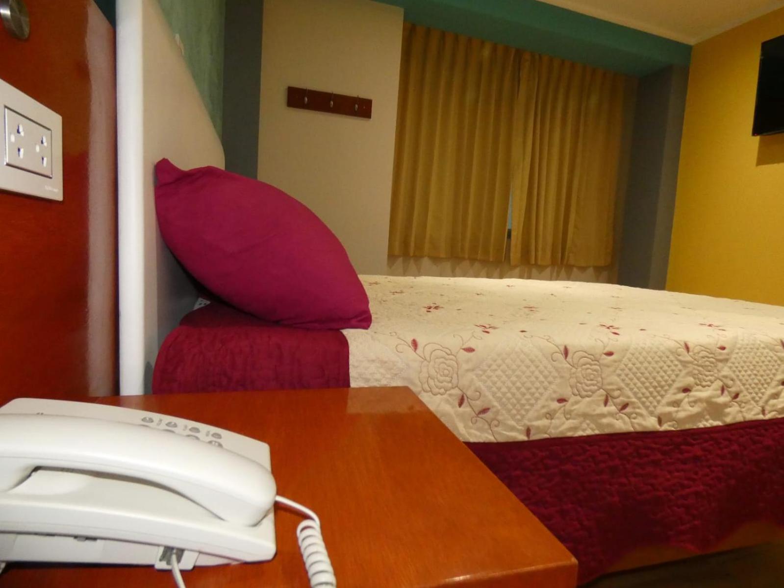 Double Room With Private Bathroom photo 1