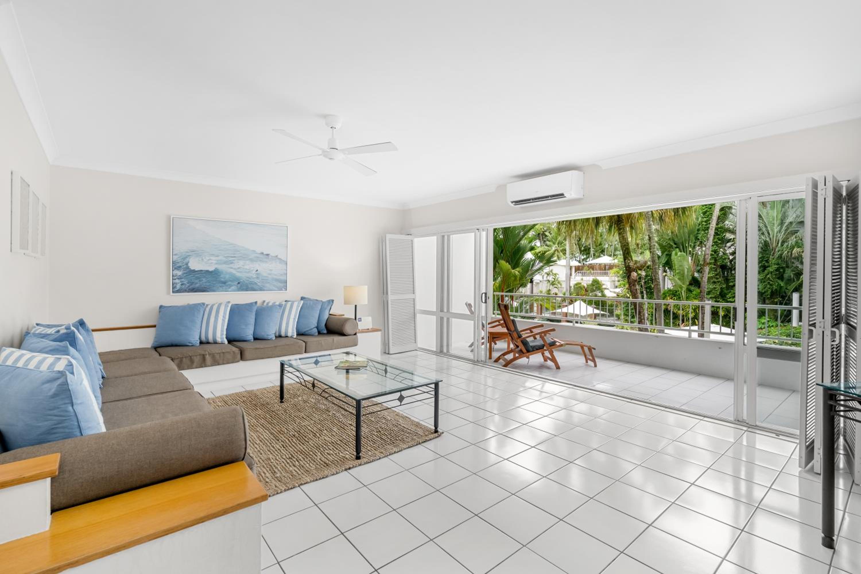 Apartment 74 with Pool View