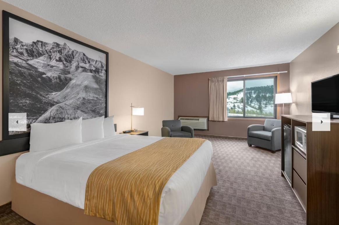 King Room - Non-Smoking - Photo 2