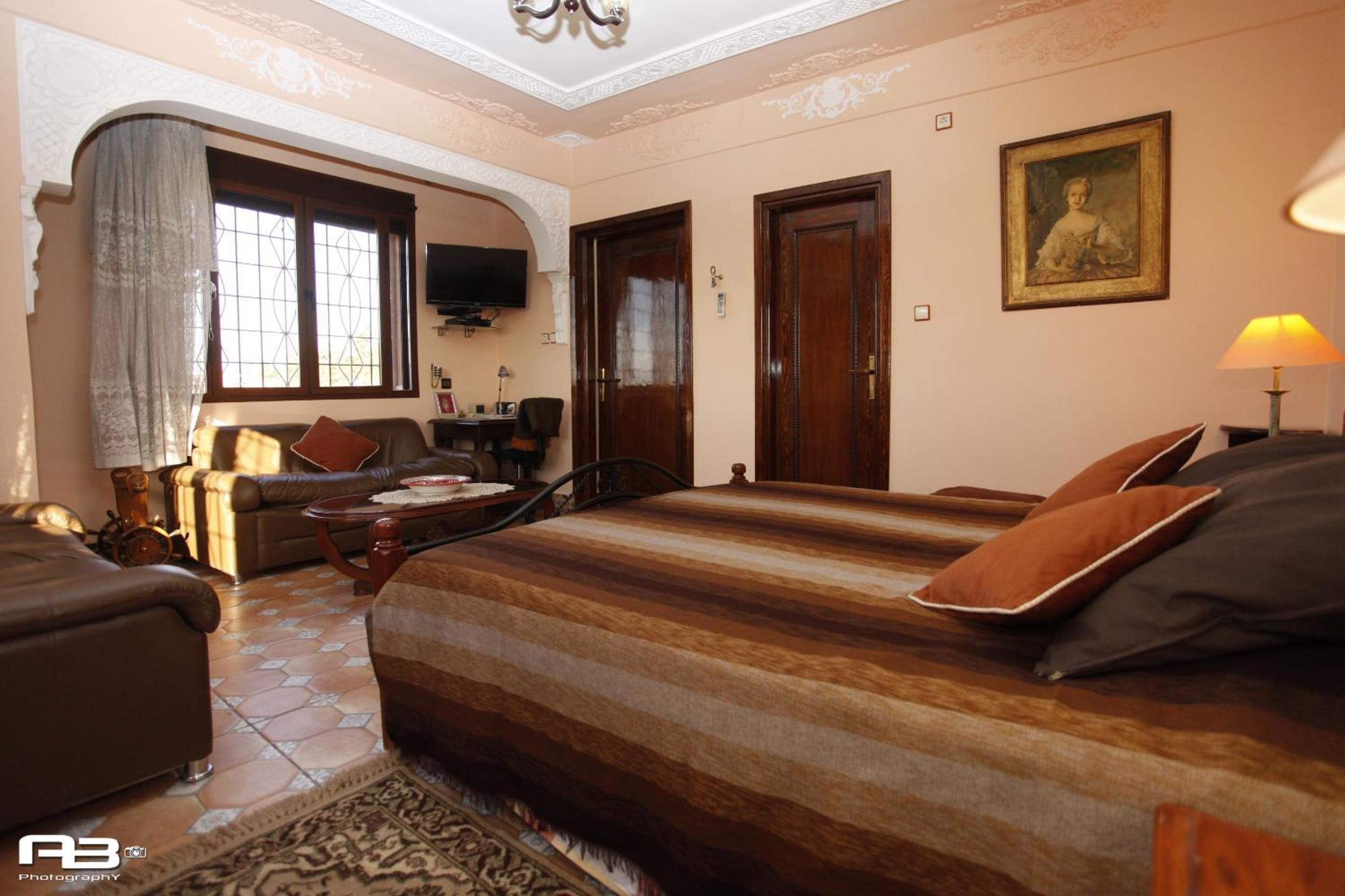 One-Bedroom Apartment with Balcony photo 1