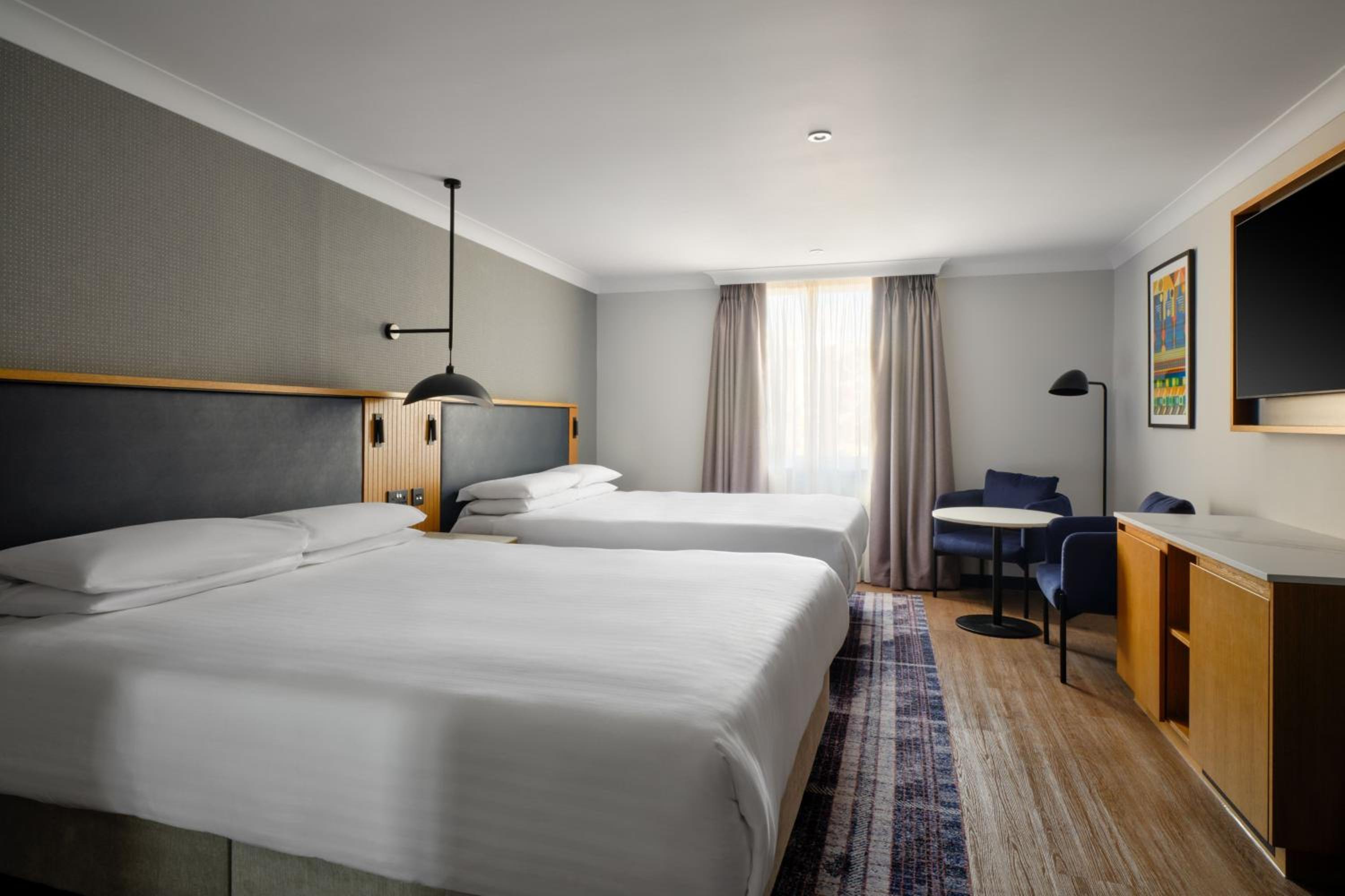 Deluxe Double Double Room