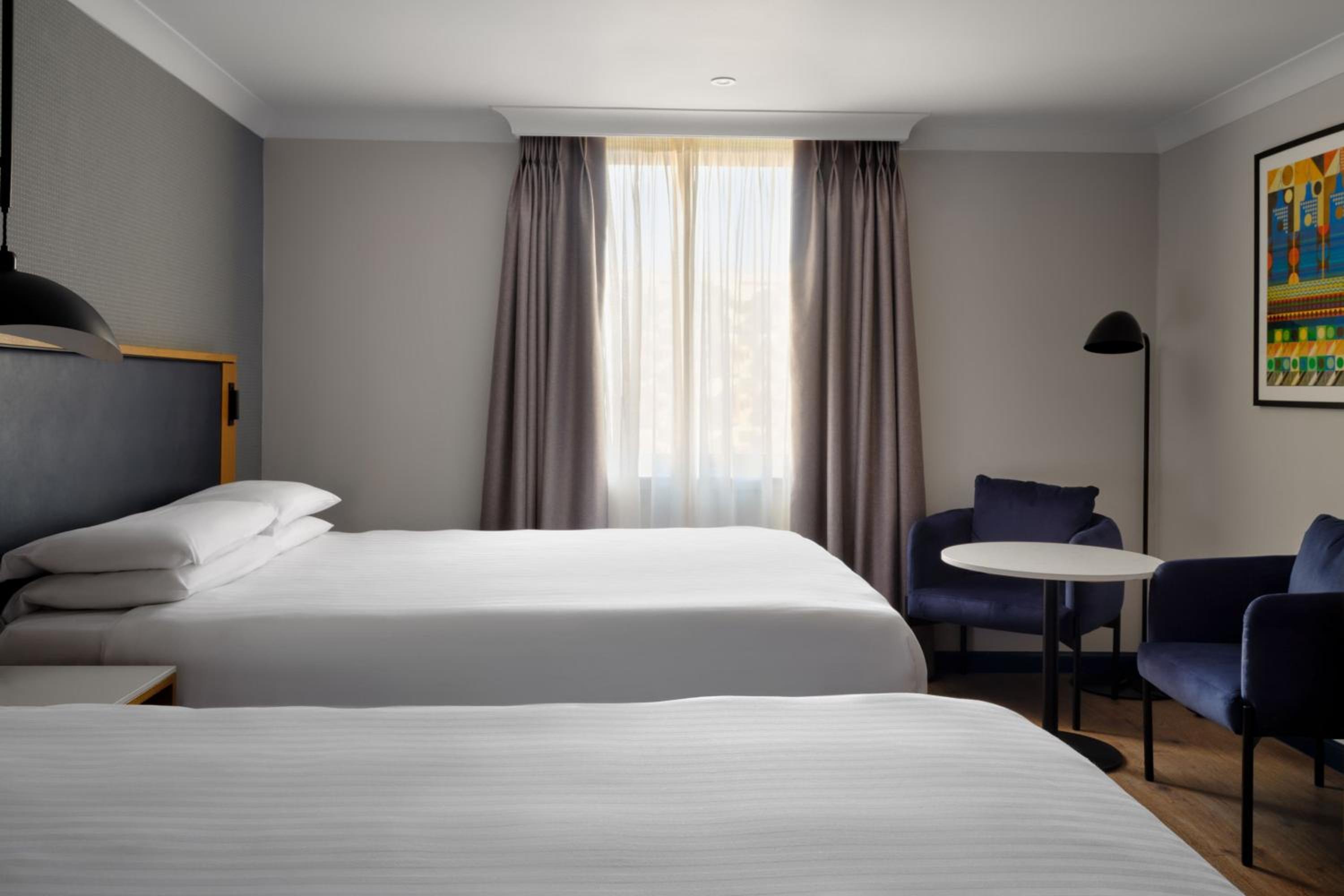 Deluxe Double Double Room
