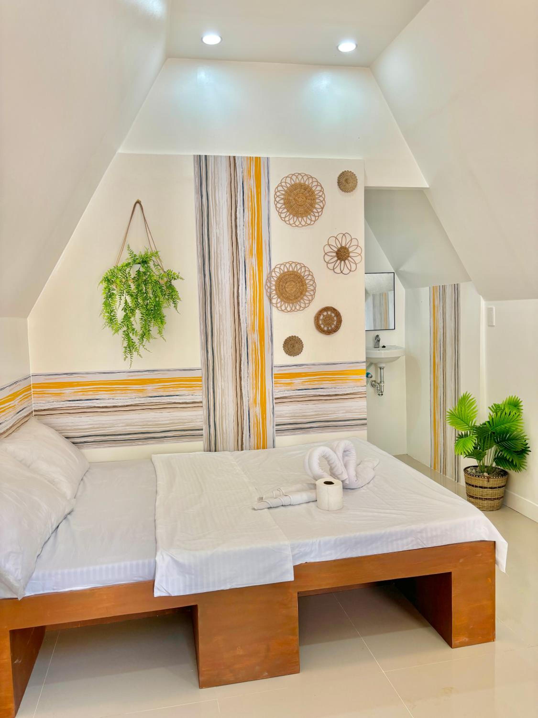 One-Bedroom Chalet - Photo 5