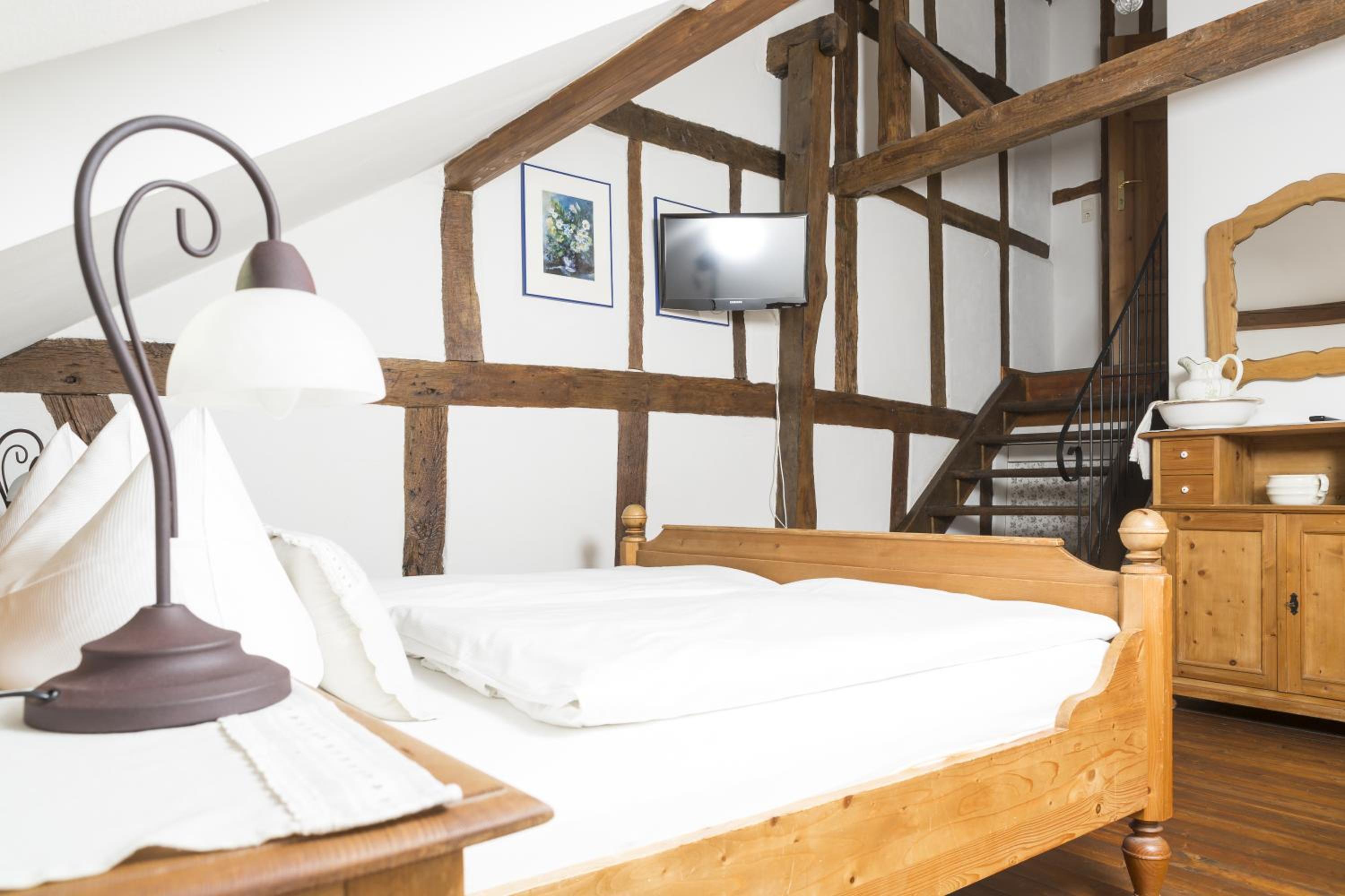Double Room - Photo 9