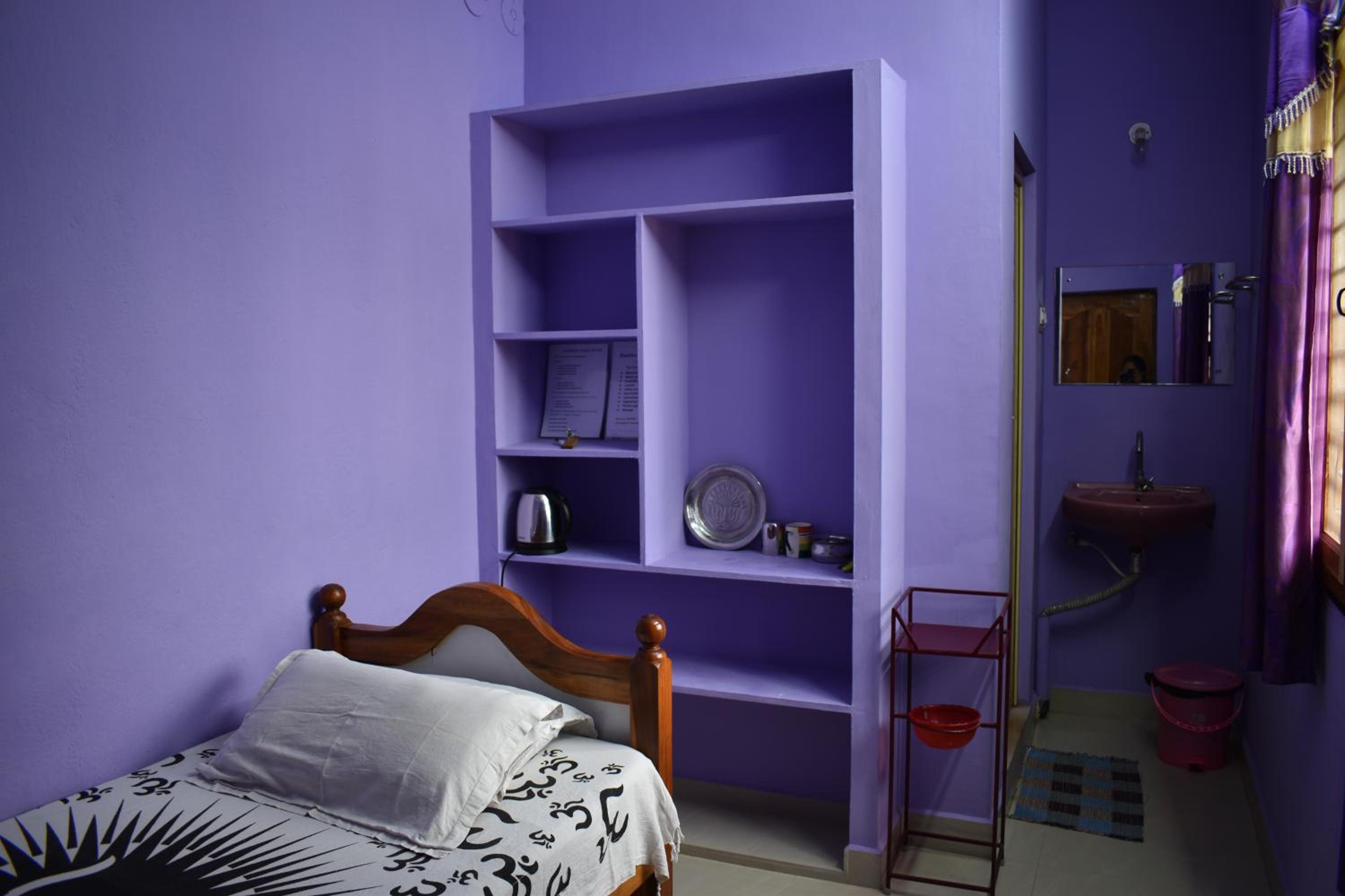 Budget Single Room