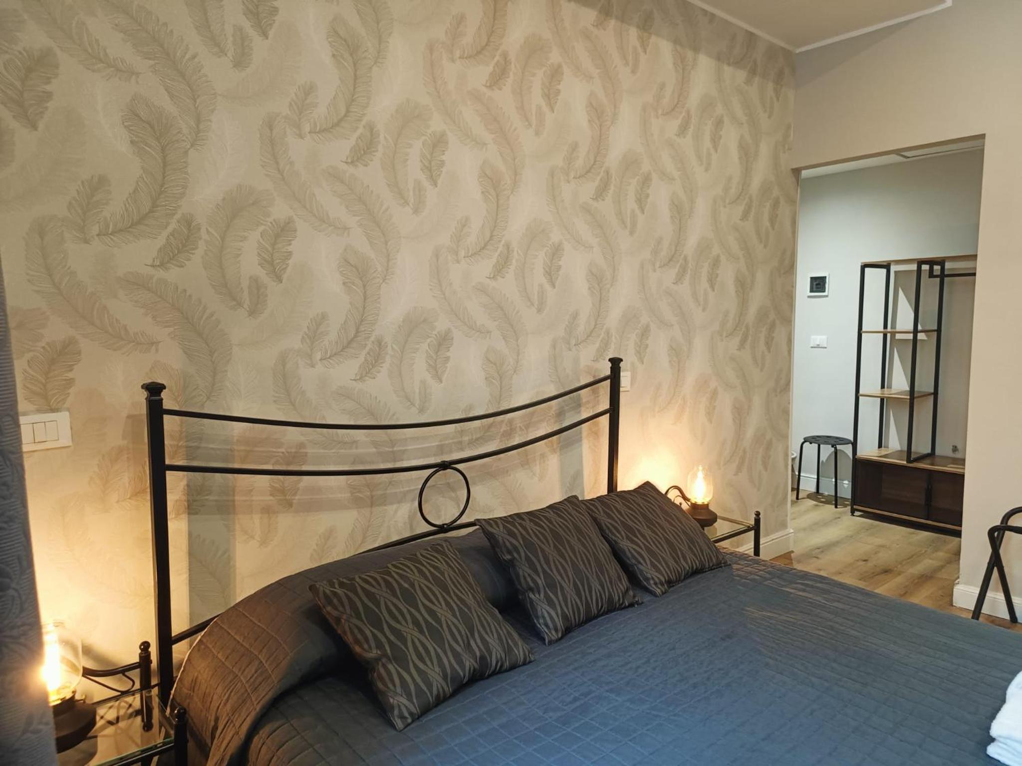 Large Double or Twin Room