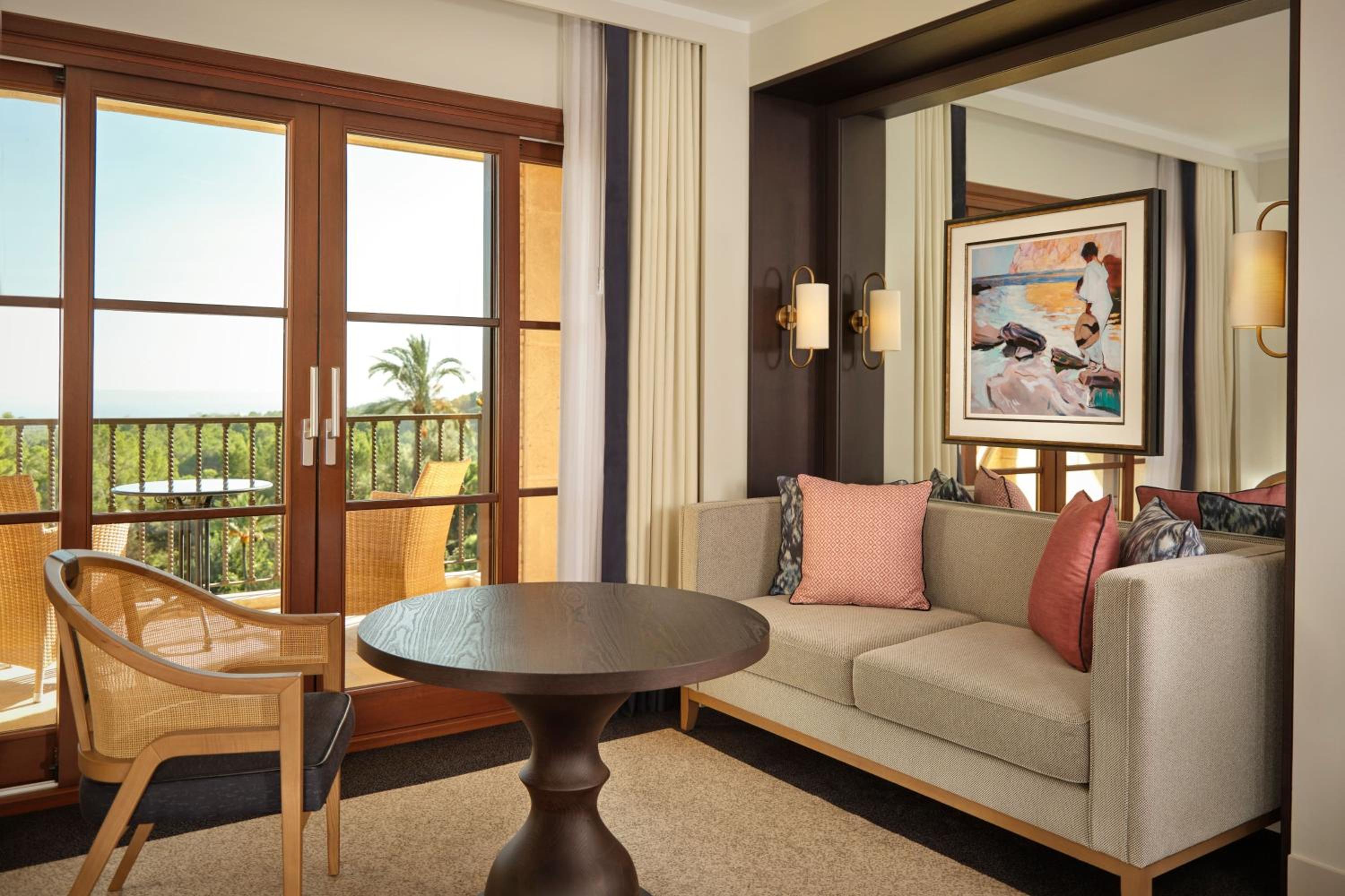 Grand Deluxe Double Room with Balcony