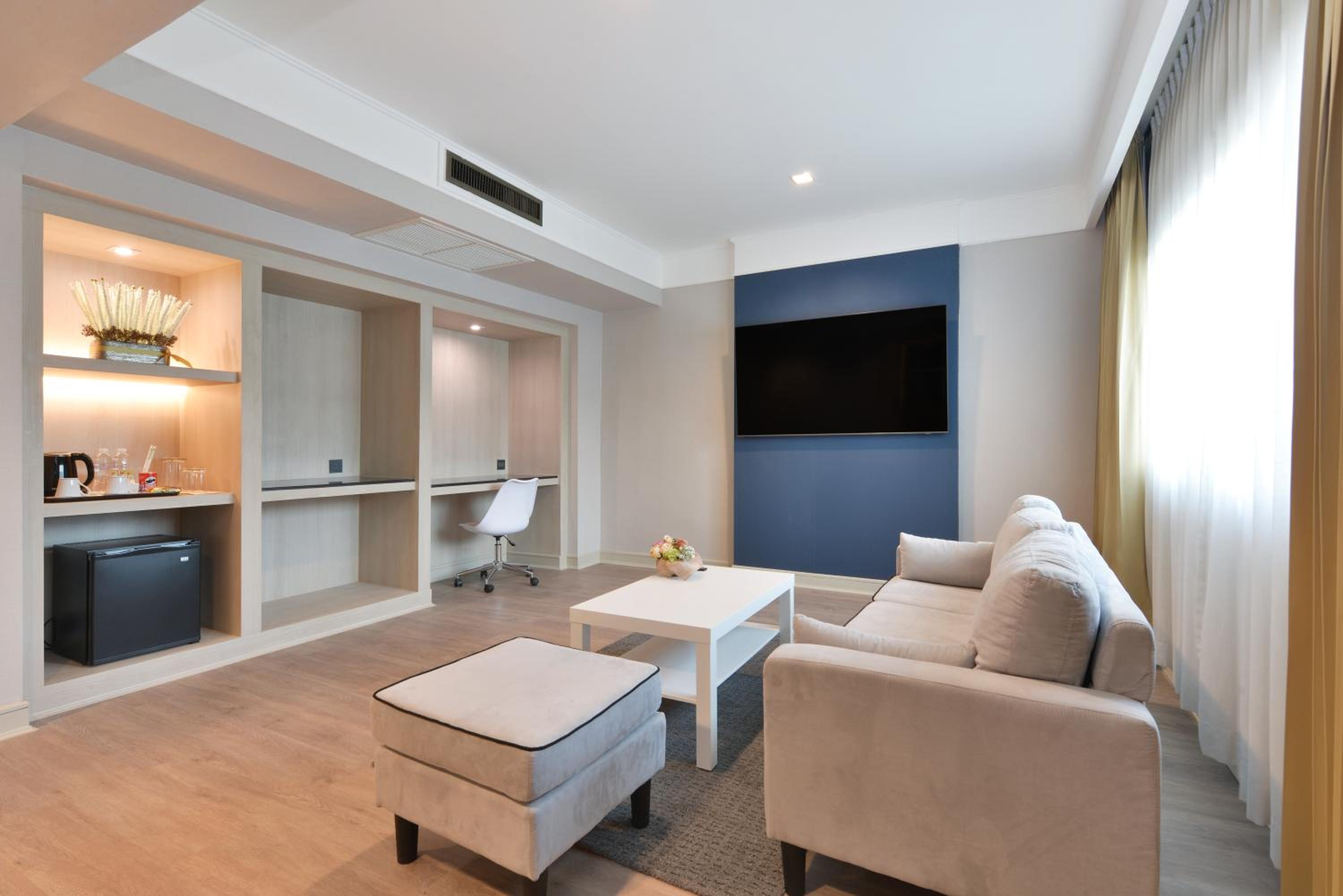 Junior Suite thumbnail 5