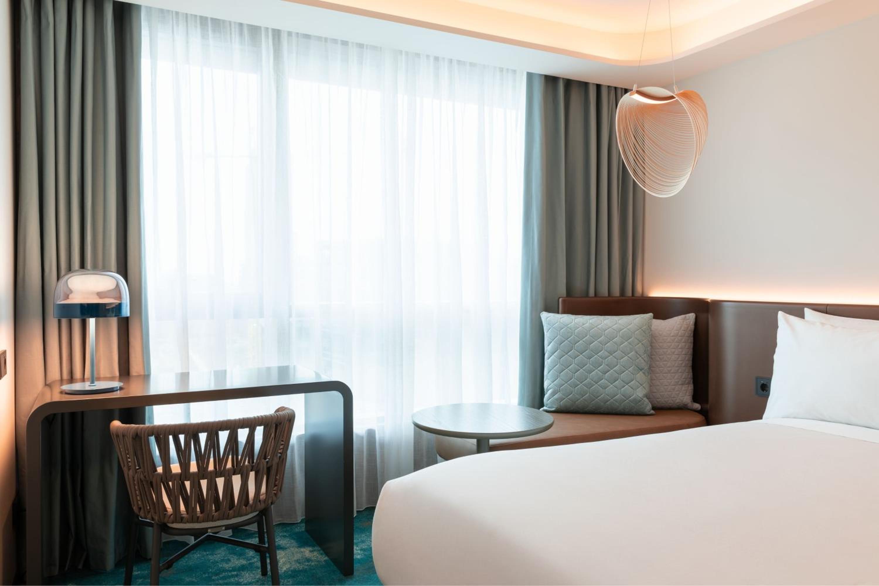 Standard King Room