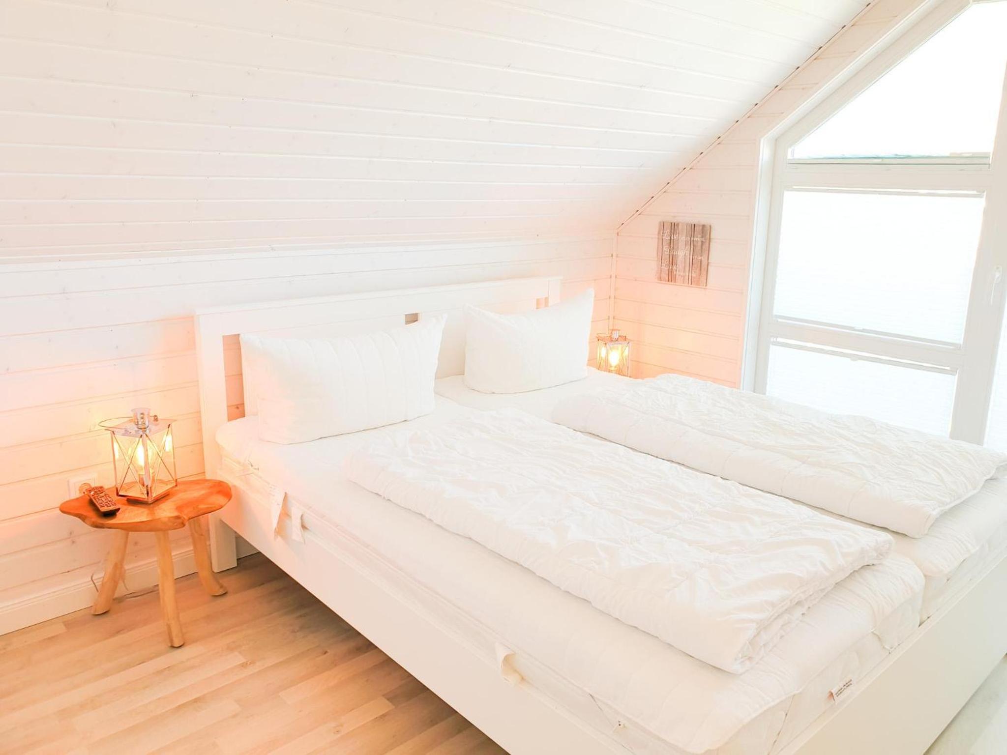 Four-Bedroom House photo 1