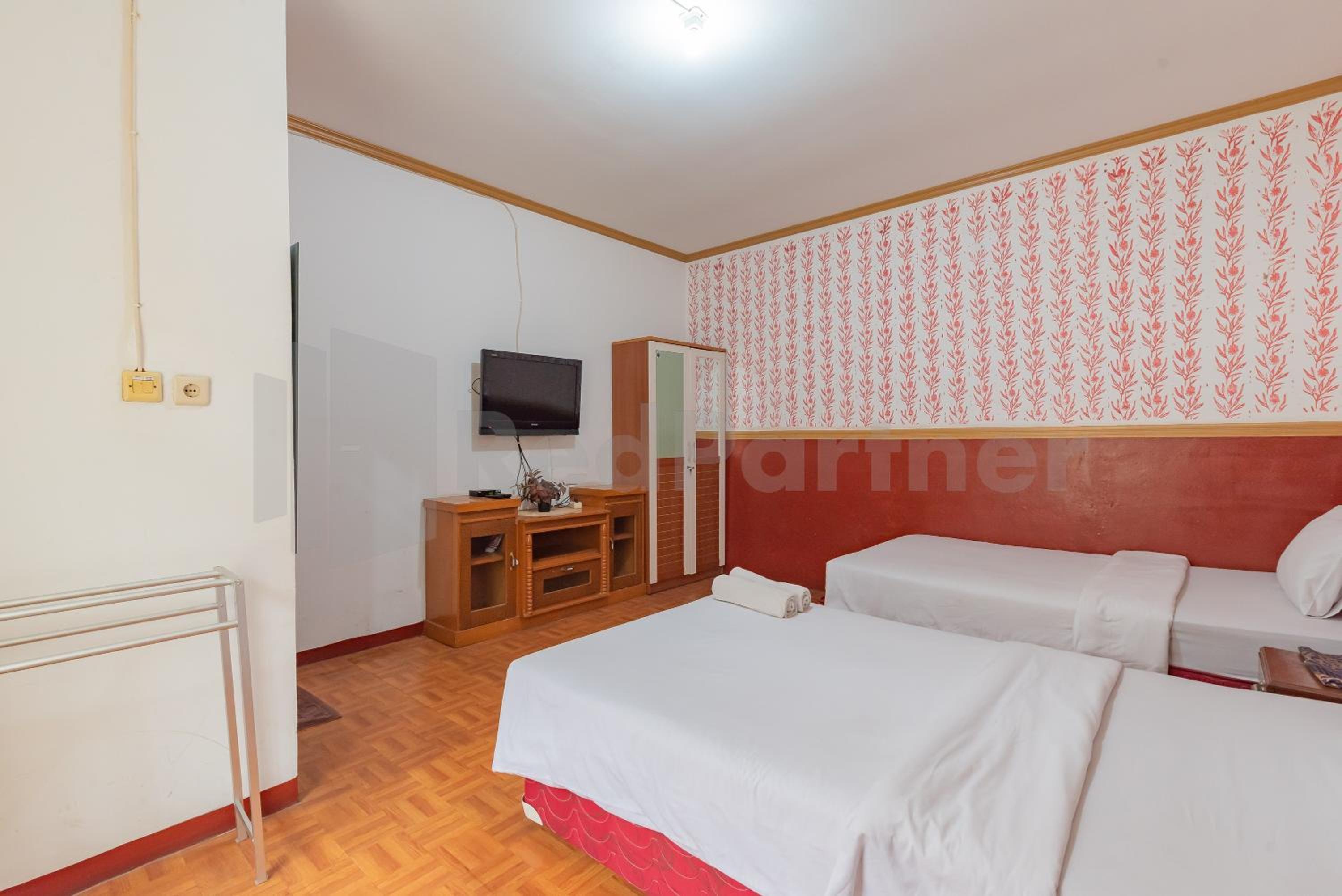 Twin Room - Photo 4