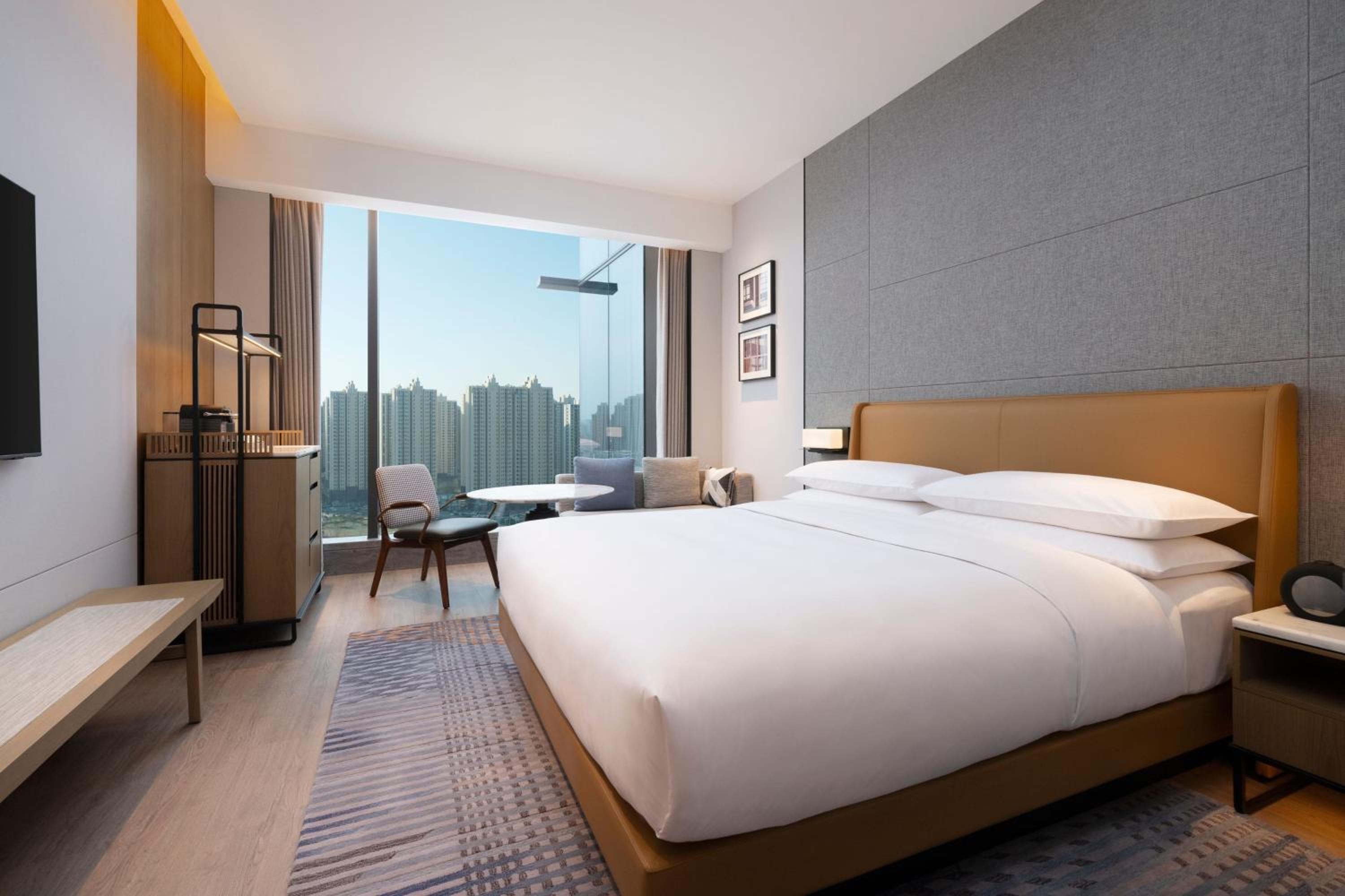Executive King Room - Club Lounge Access