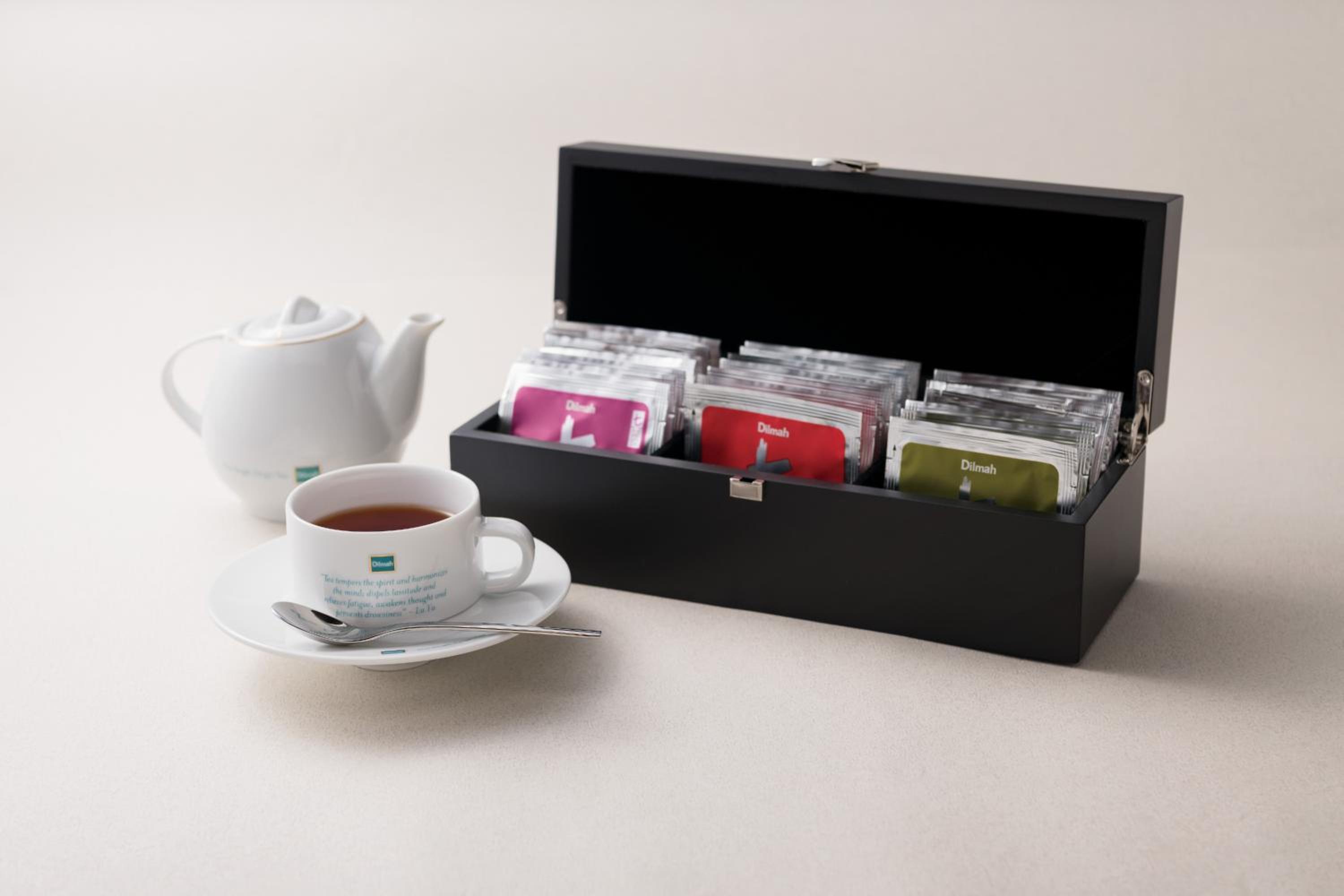 Luxury Superior Twin Non-Smoking - Photo 2