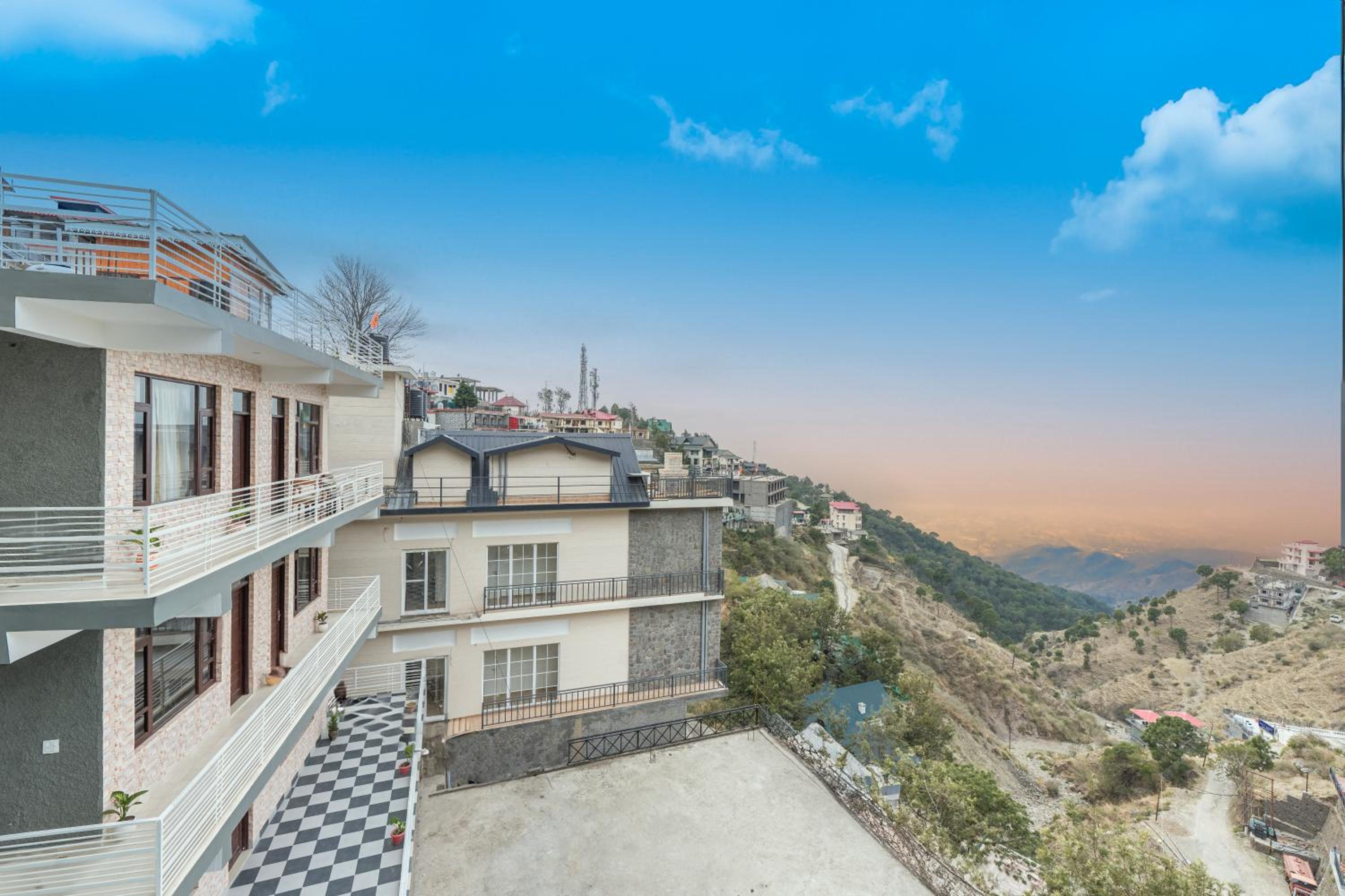 Superior Apartment with Balcony photo 1