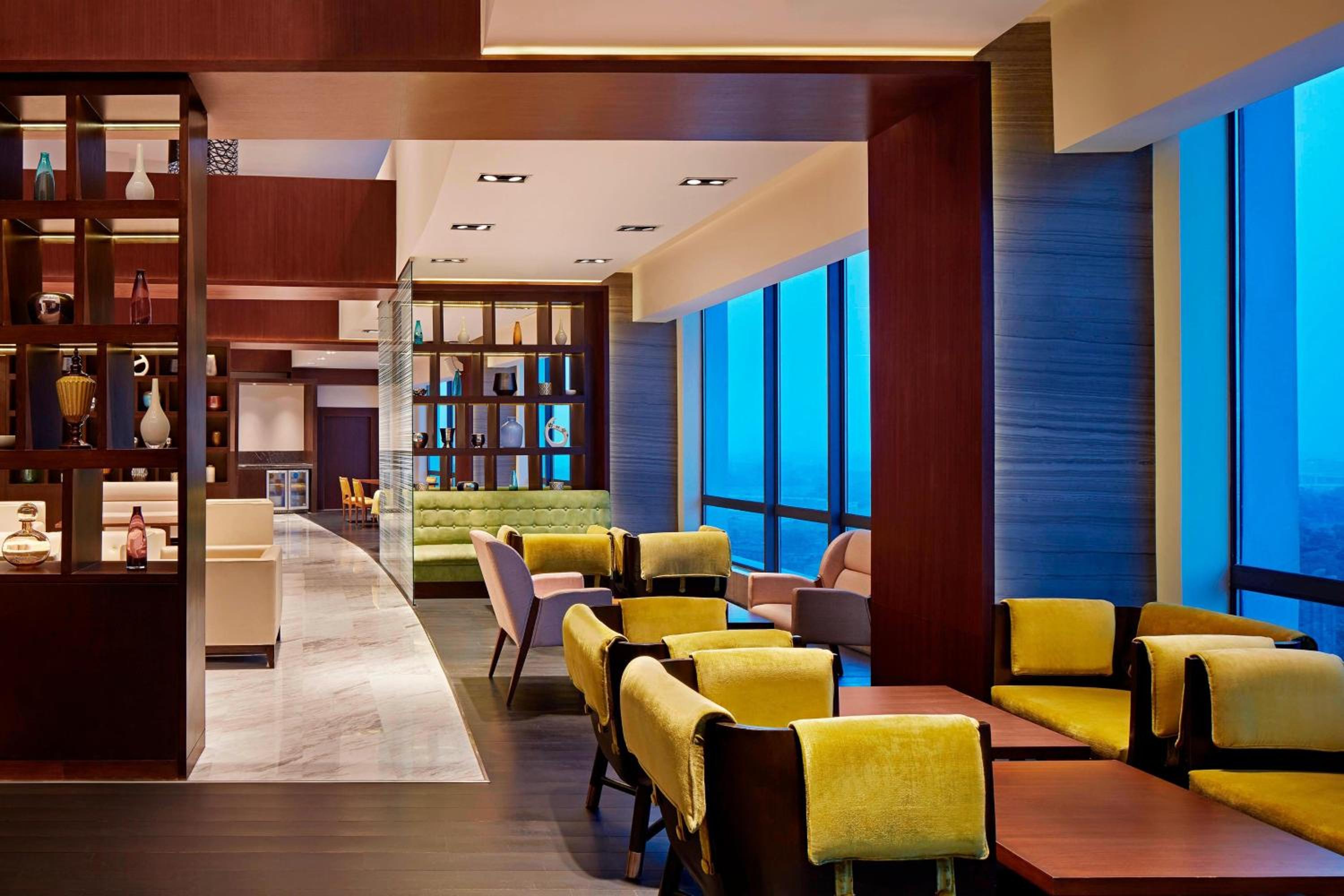 Club Room with Lounge Access, 1 Way Airport Transfers, 20% F&B Discount & Happy Hours (1 + 1 IMFL - 4 pm to 8 pm at 31/32)