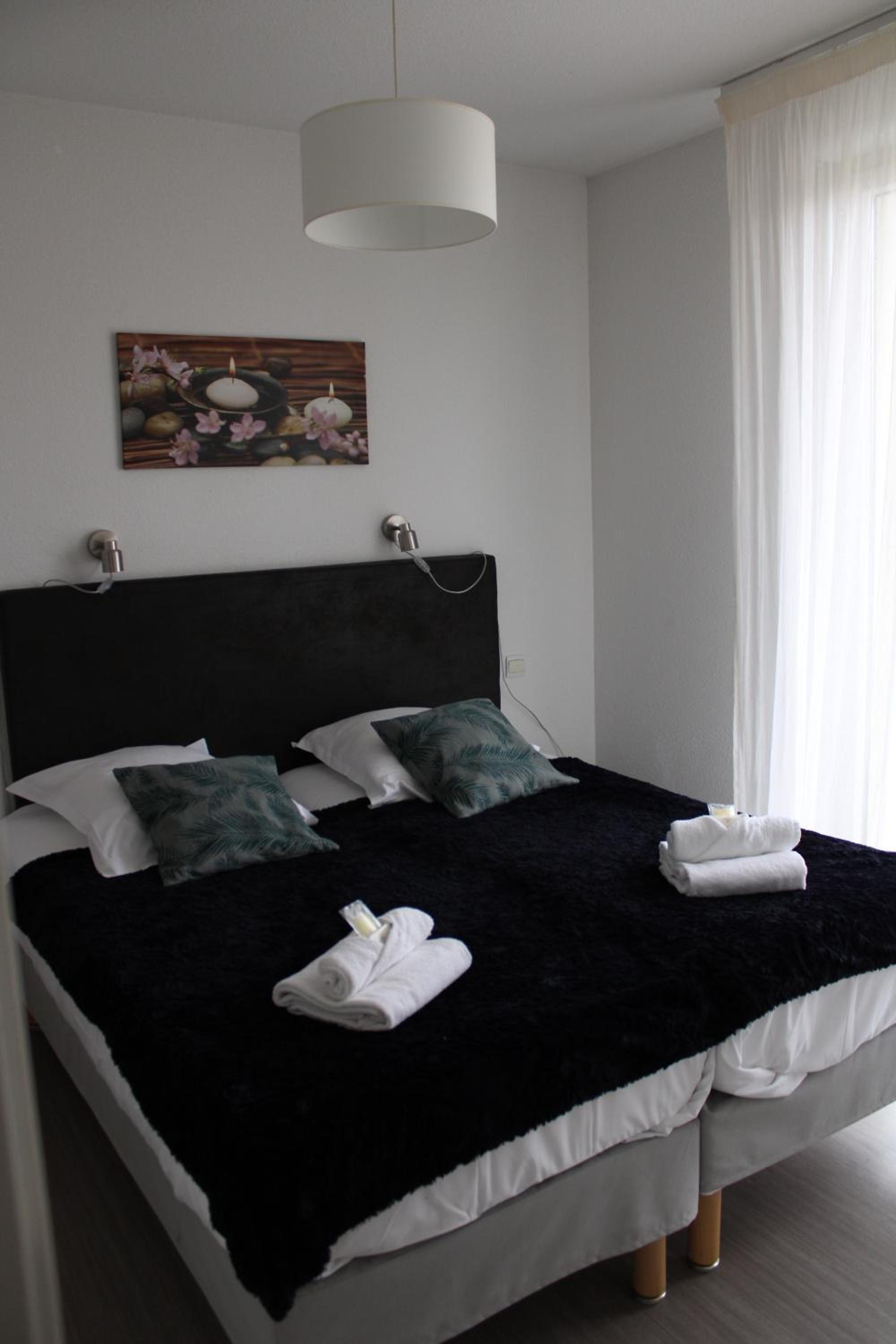 Family Apartment Twin - Photo 1