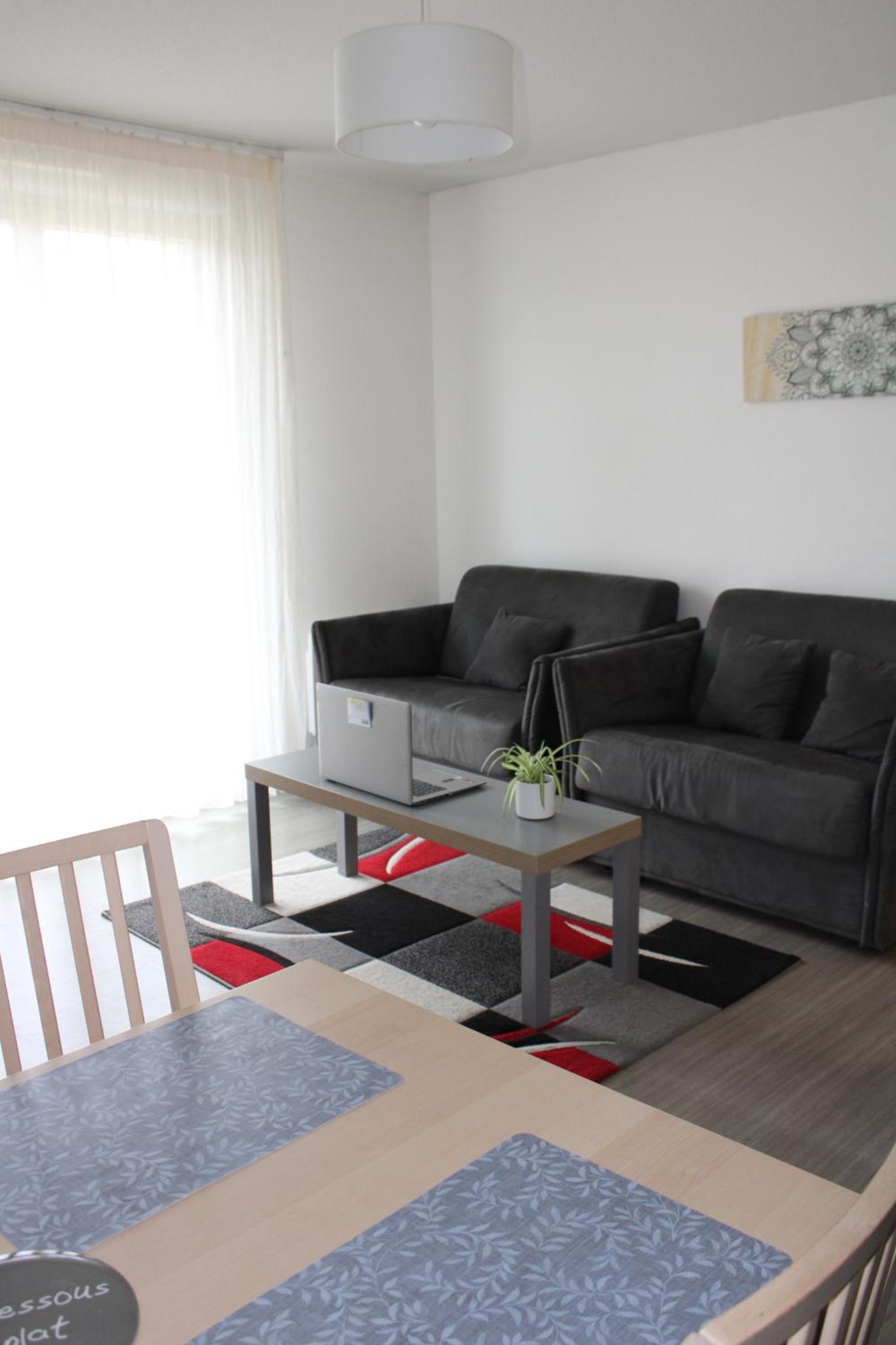 Family Apartment Twin - Photo 10
