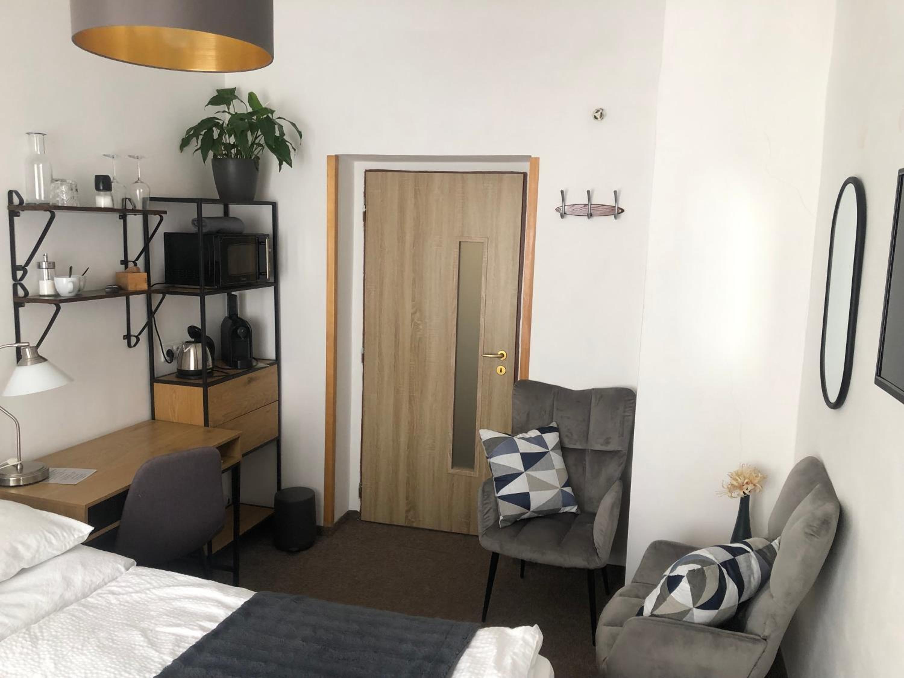 Economy Twin Room