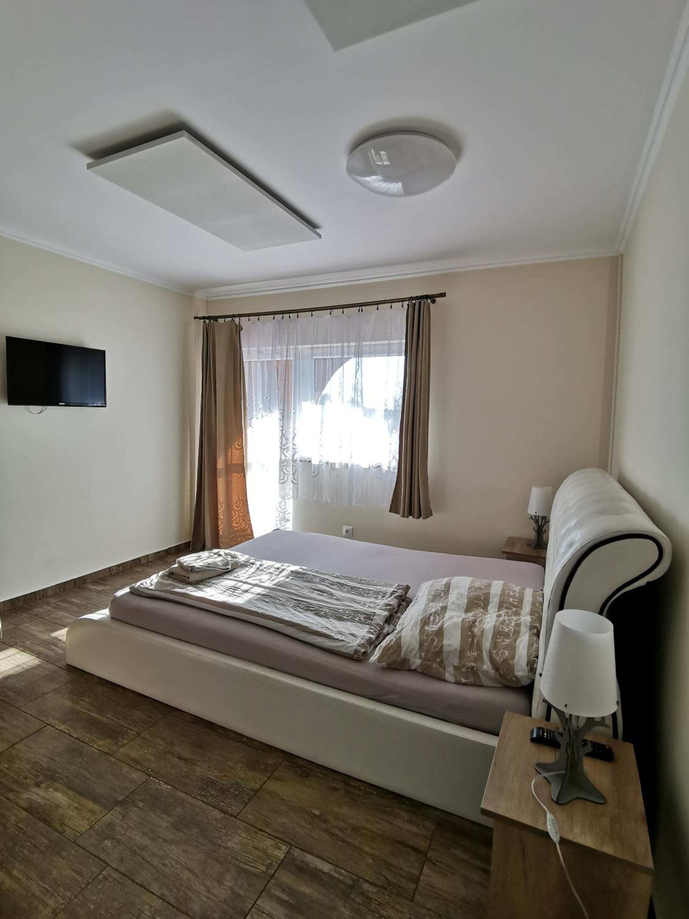 Double Room with Private Bathroom photo 1