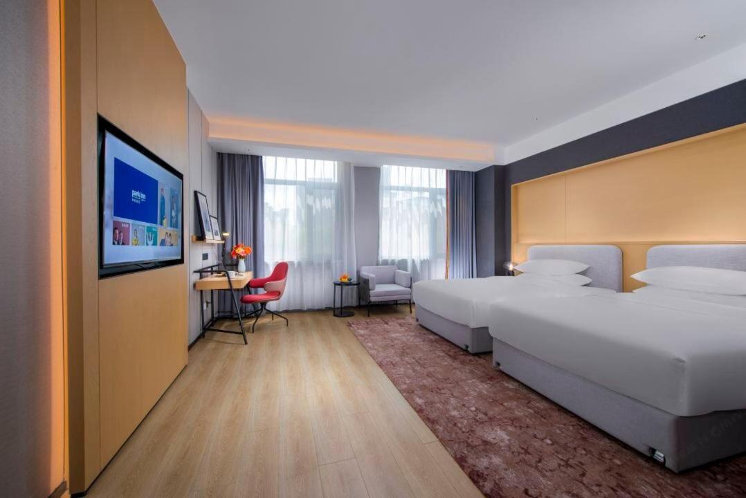 Large Twin Room photo 1