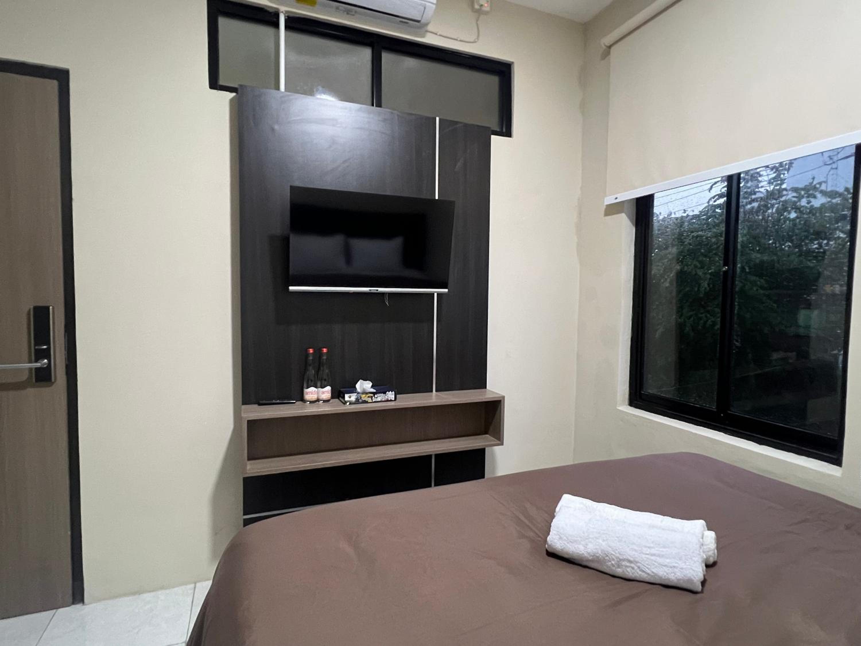 Deluxe Double Room photo 2