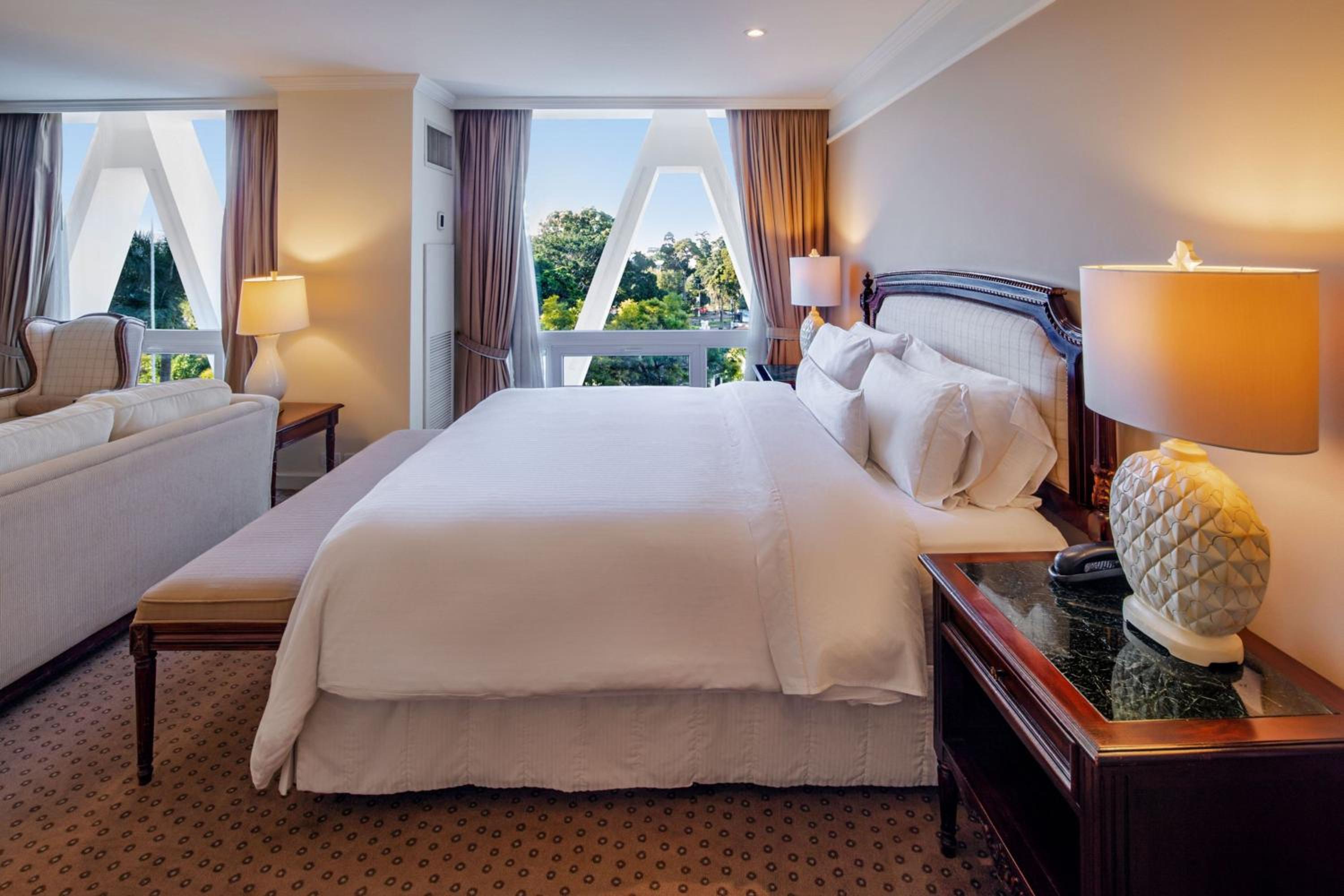 Executive, Executive level, 1 Bedroom Junior Suite, 1 King - Photo 4