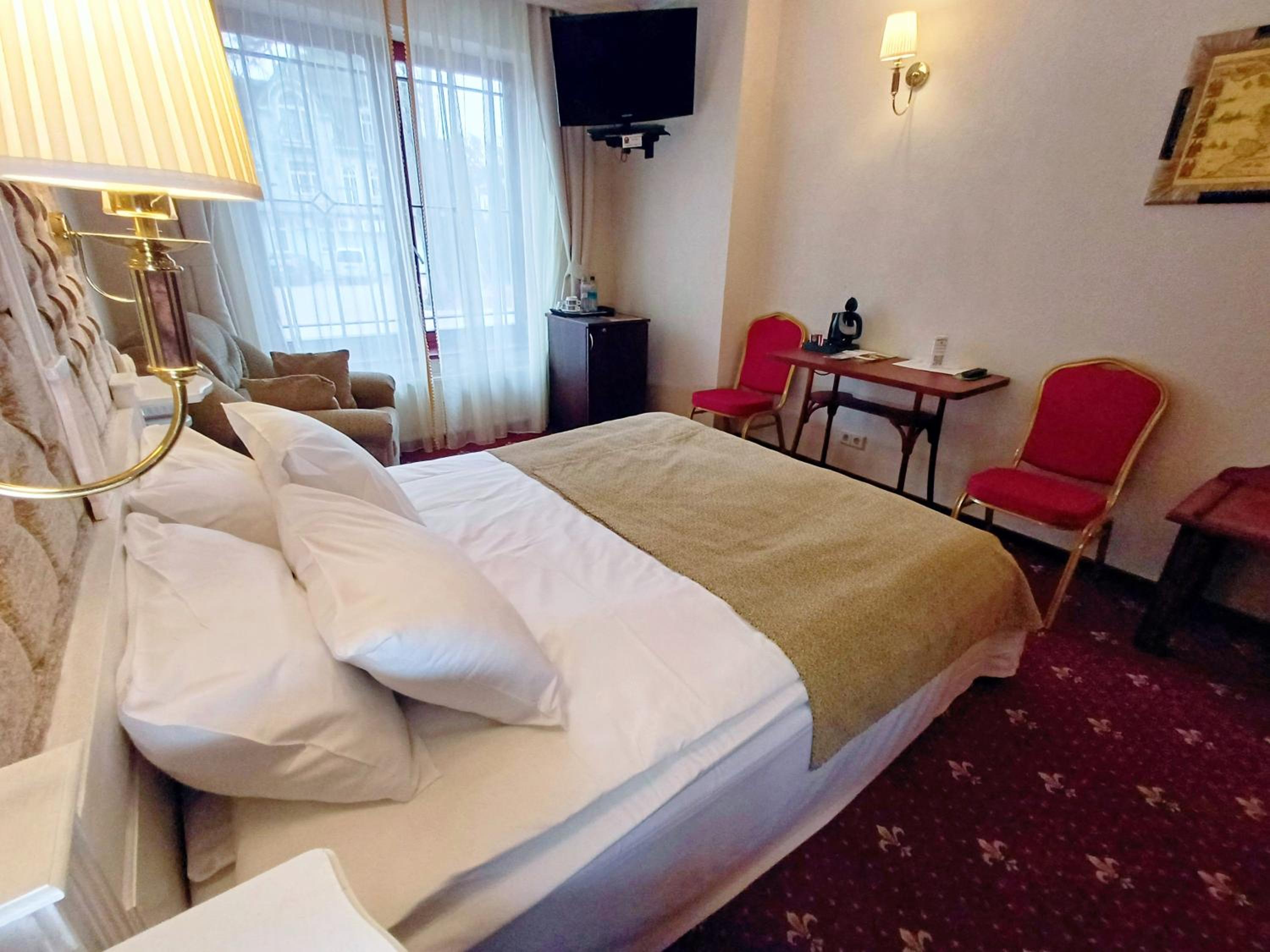 Superior Double Room - Photo 12