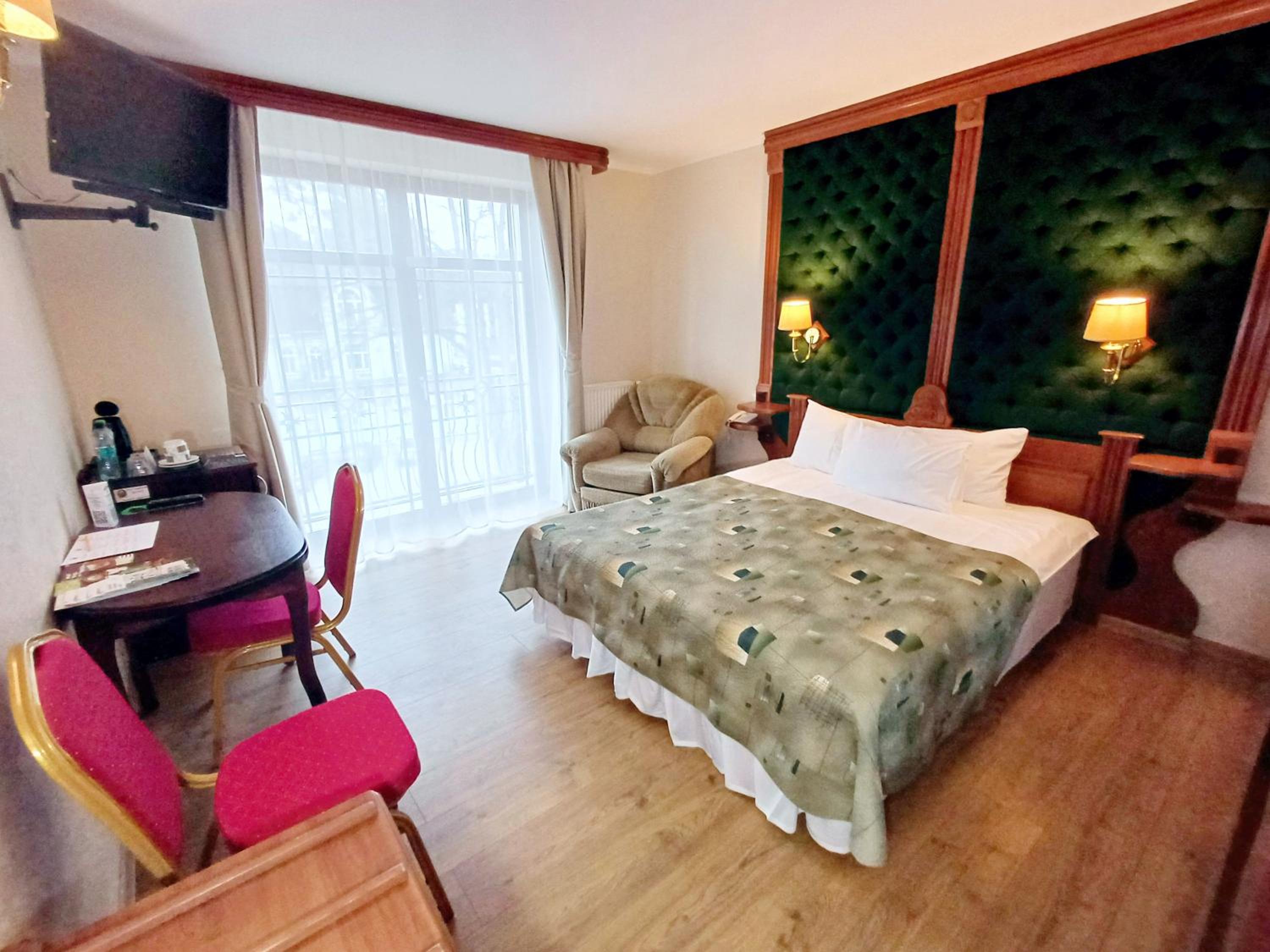 Superior Double Room - Photo 9