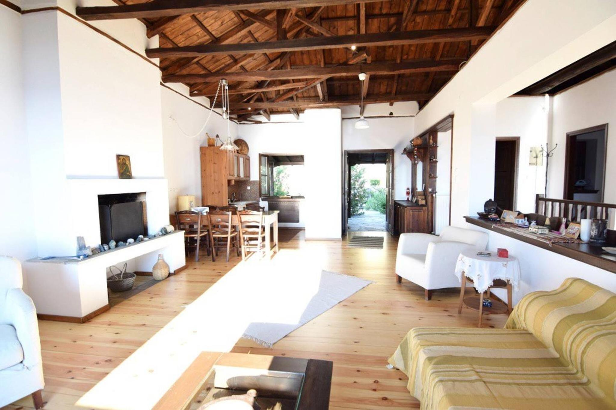 Villa photo 1