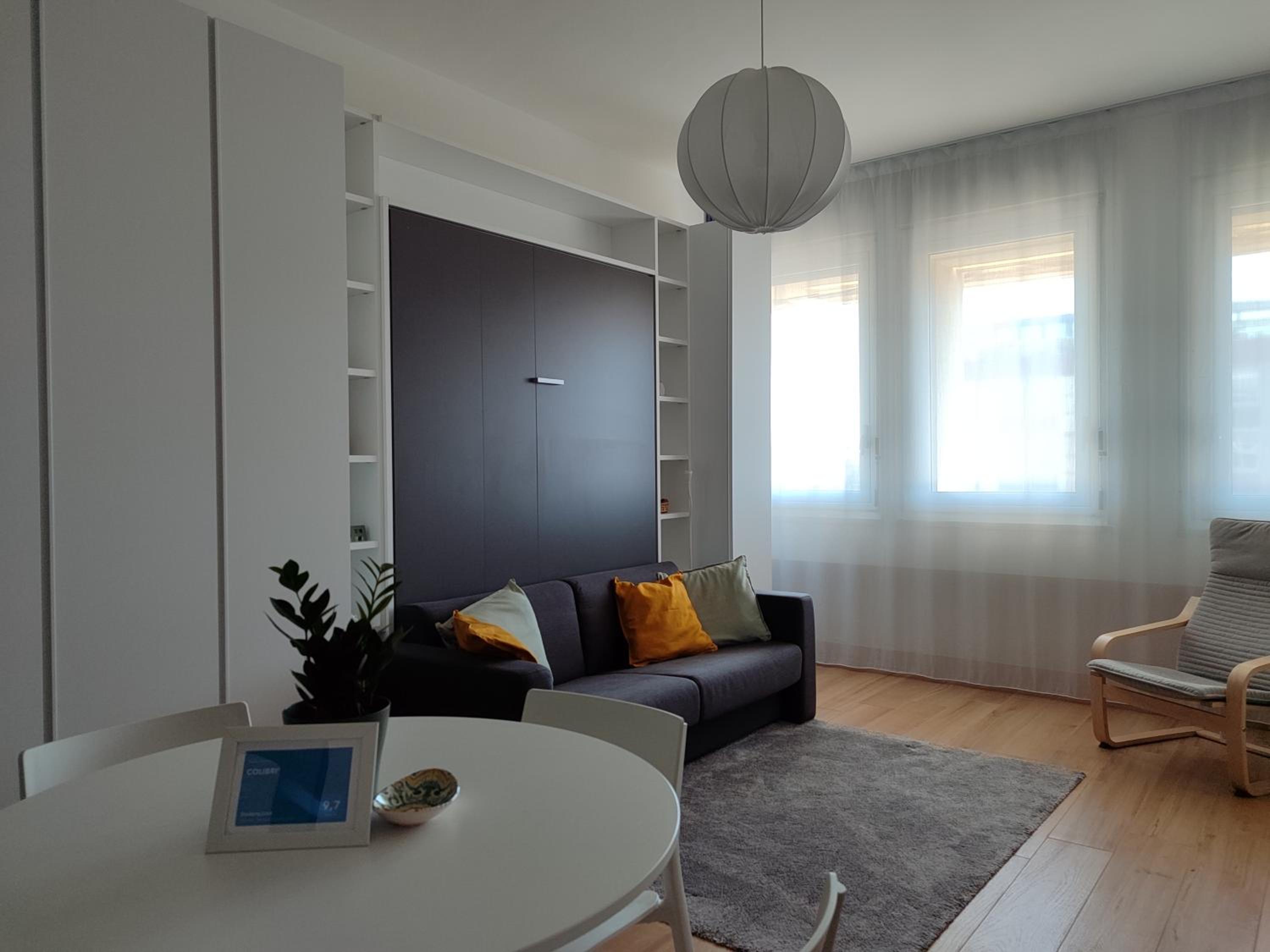 Studio Apartment