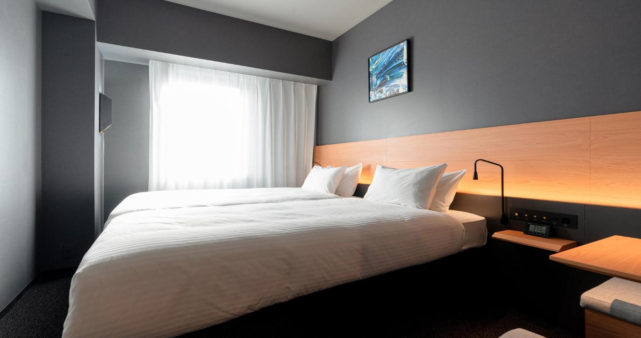 Small Twin Room - Photo 1
