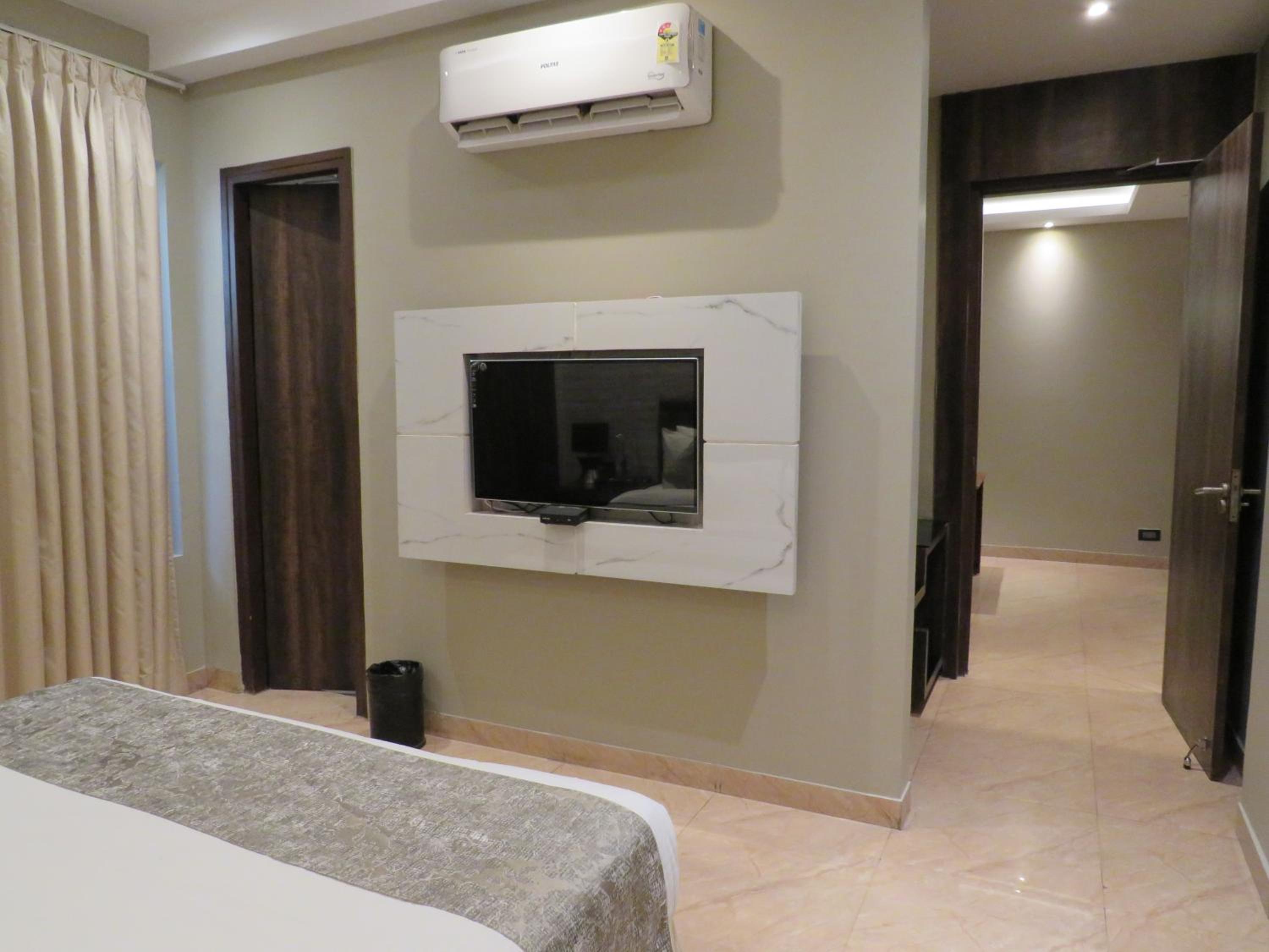 Family Suite - Photo 1