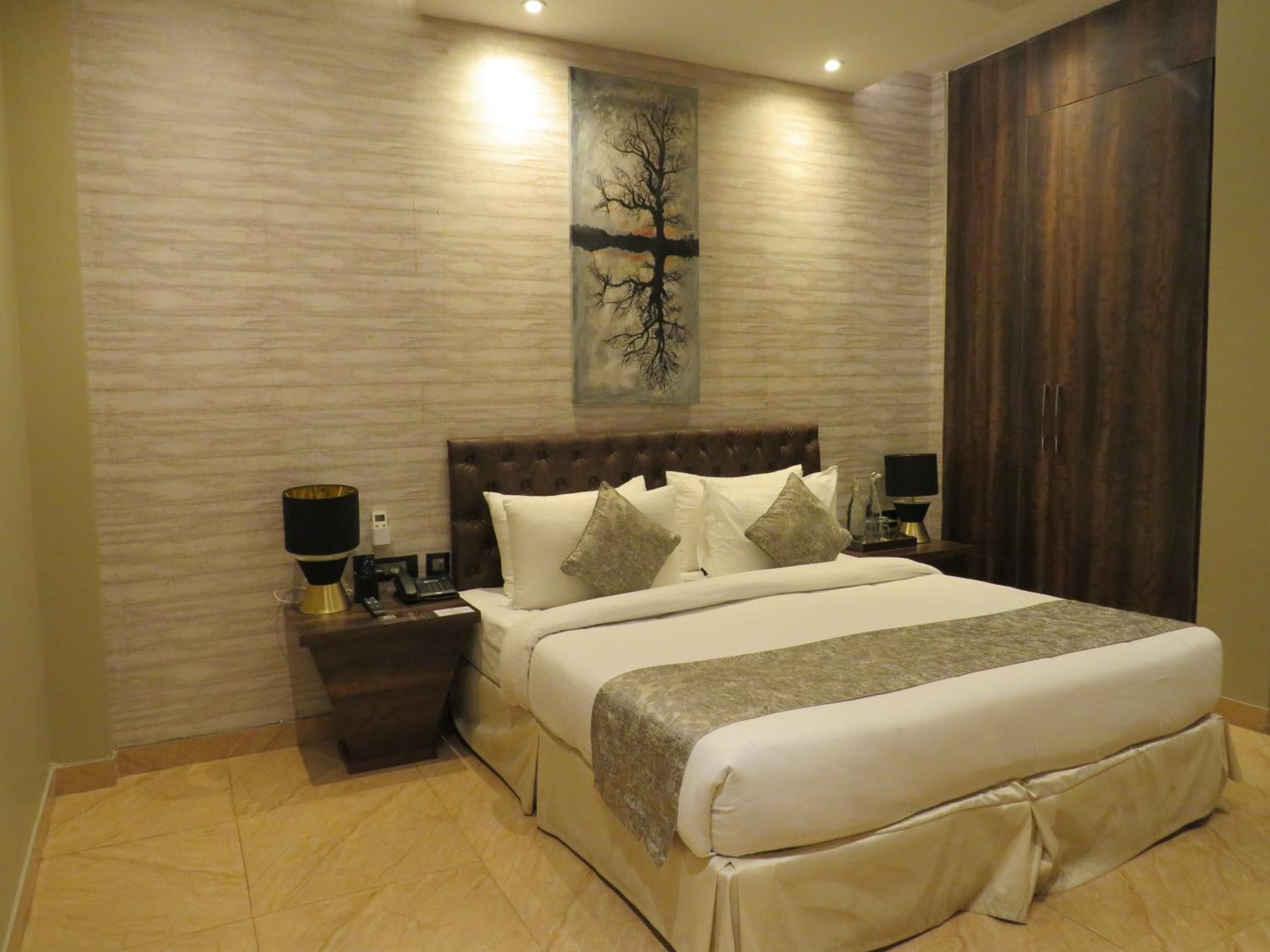 Family Suite - Photo 7
