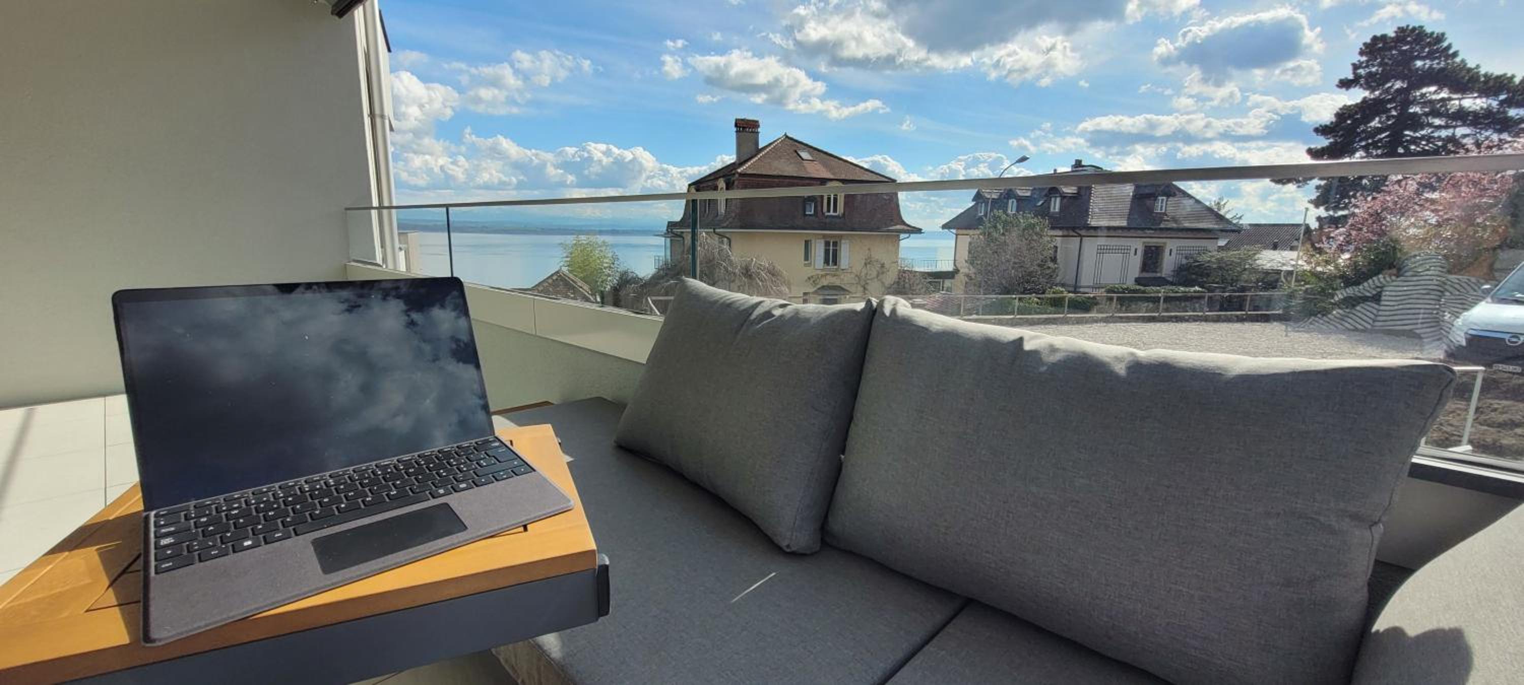Studio with Balcony photo 2