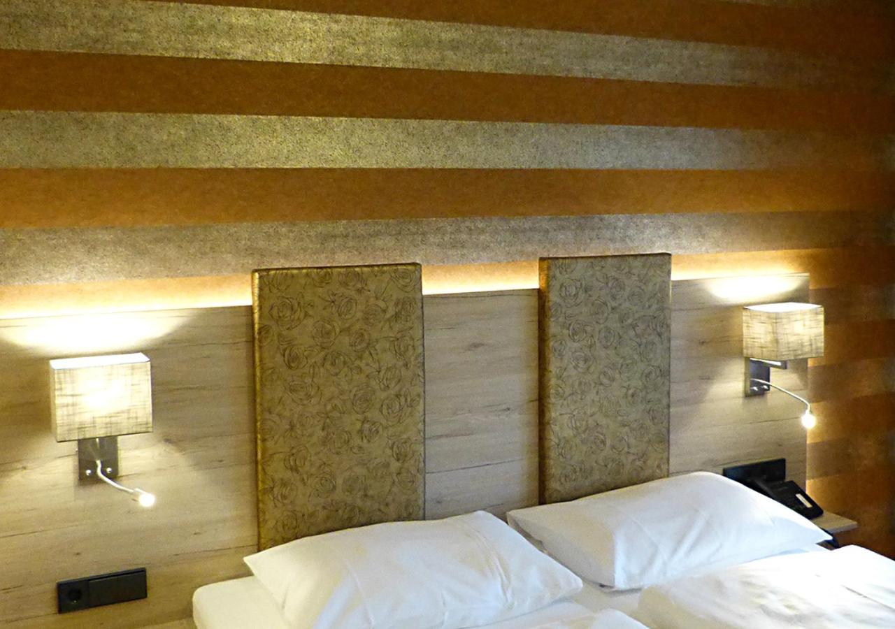 Double Room With Balcony photo 1