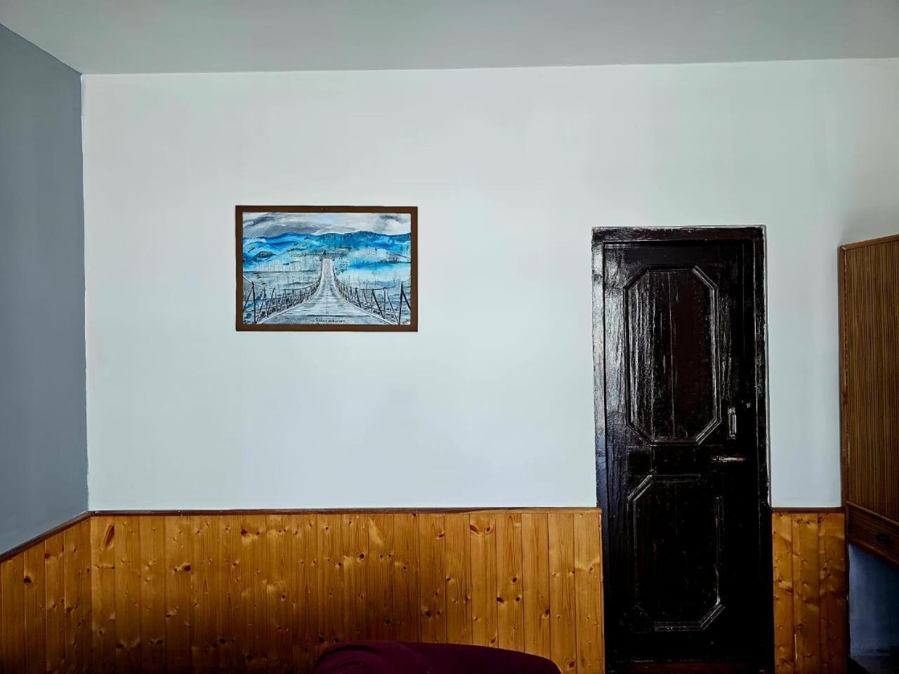 Deluxe Mountain View Room - Photo 9