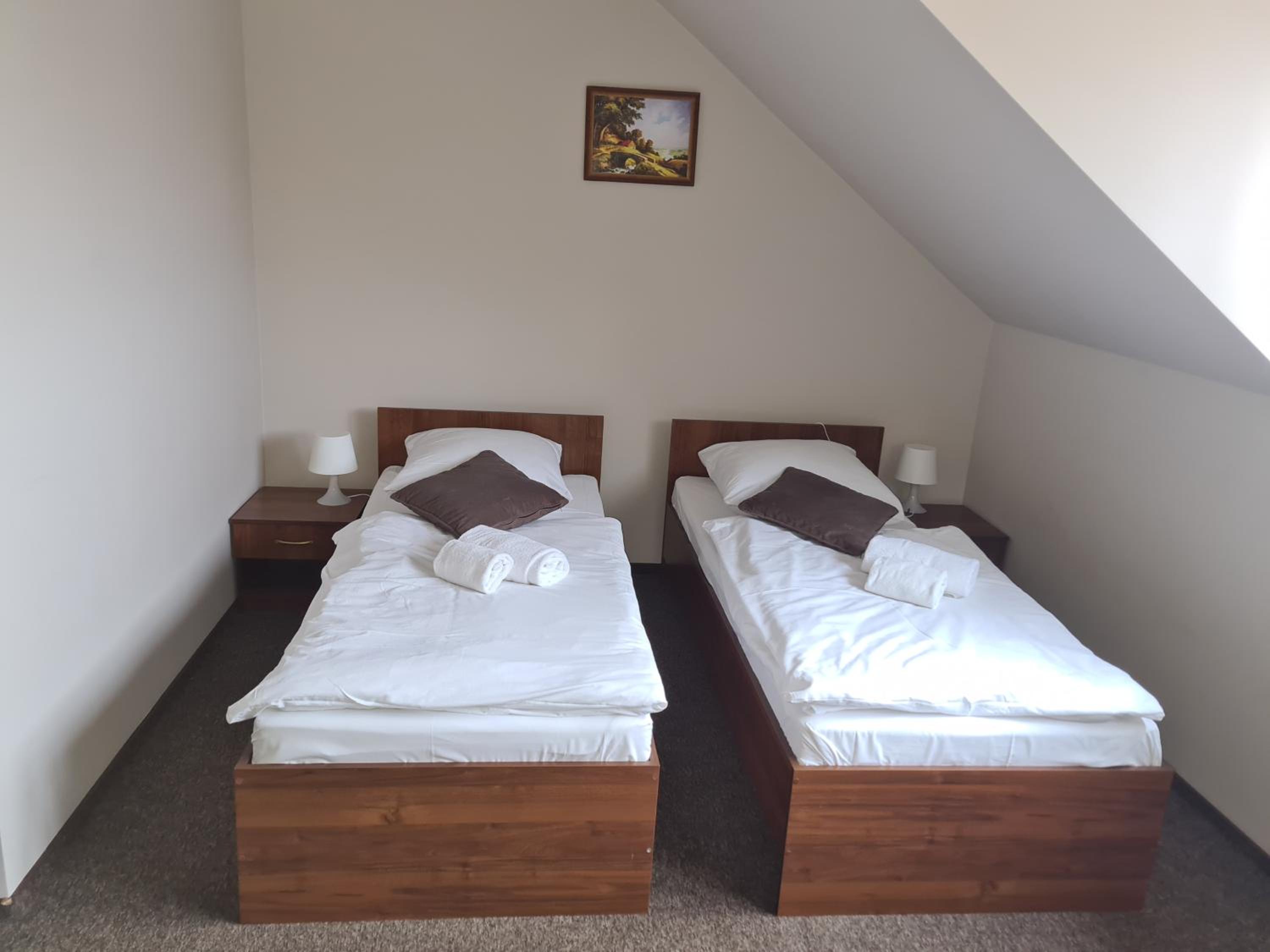 Double Room with Private Bathroom - Photo 4