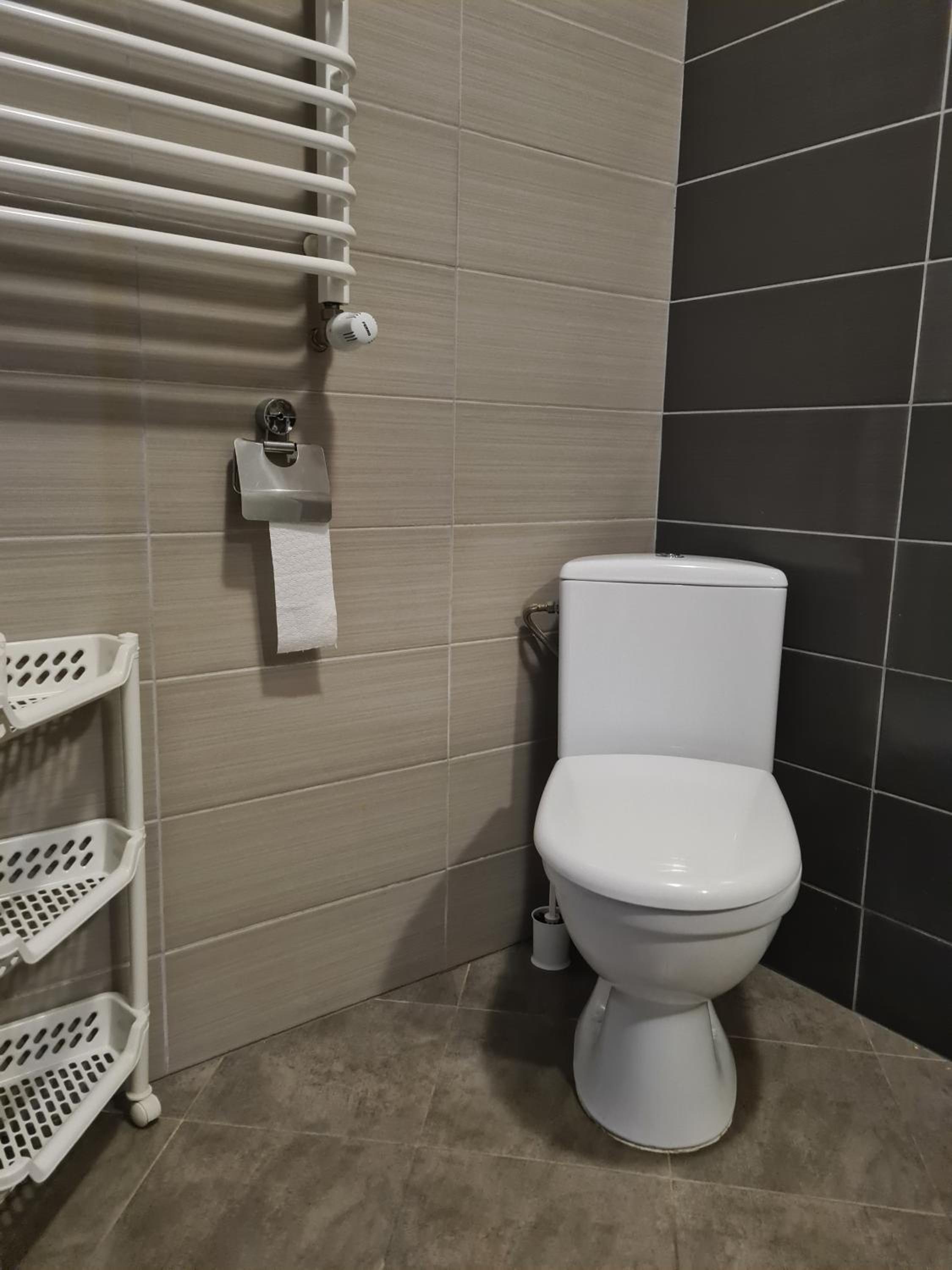 Double Room with Private Bathroom - Photo 7