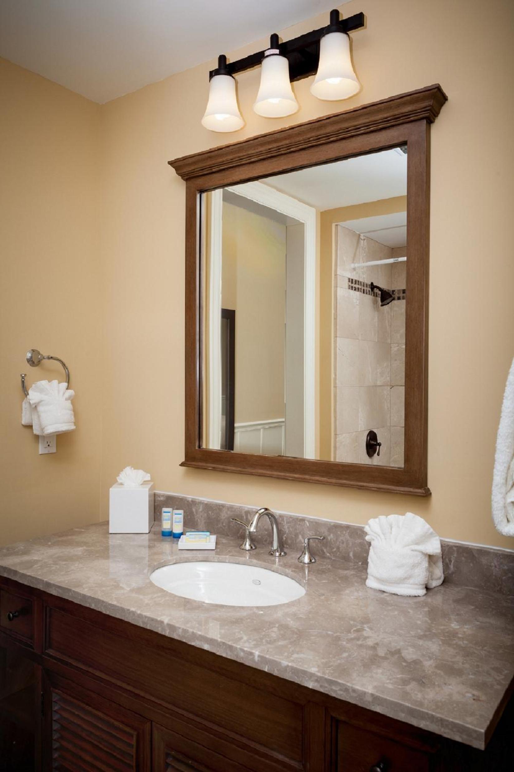 Standard King Room - Photo 4